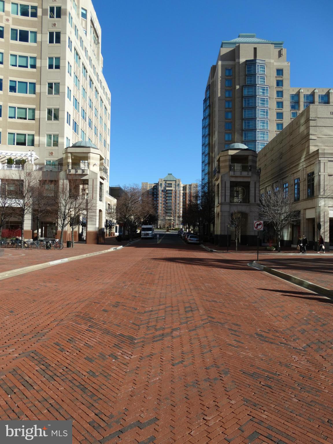 HARBOR POINT - Residential