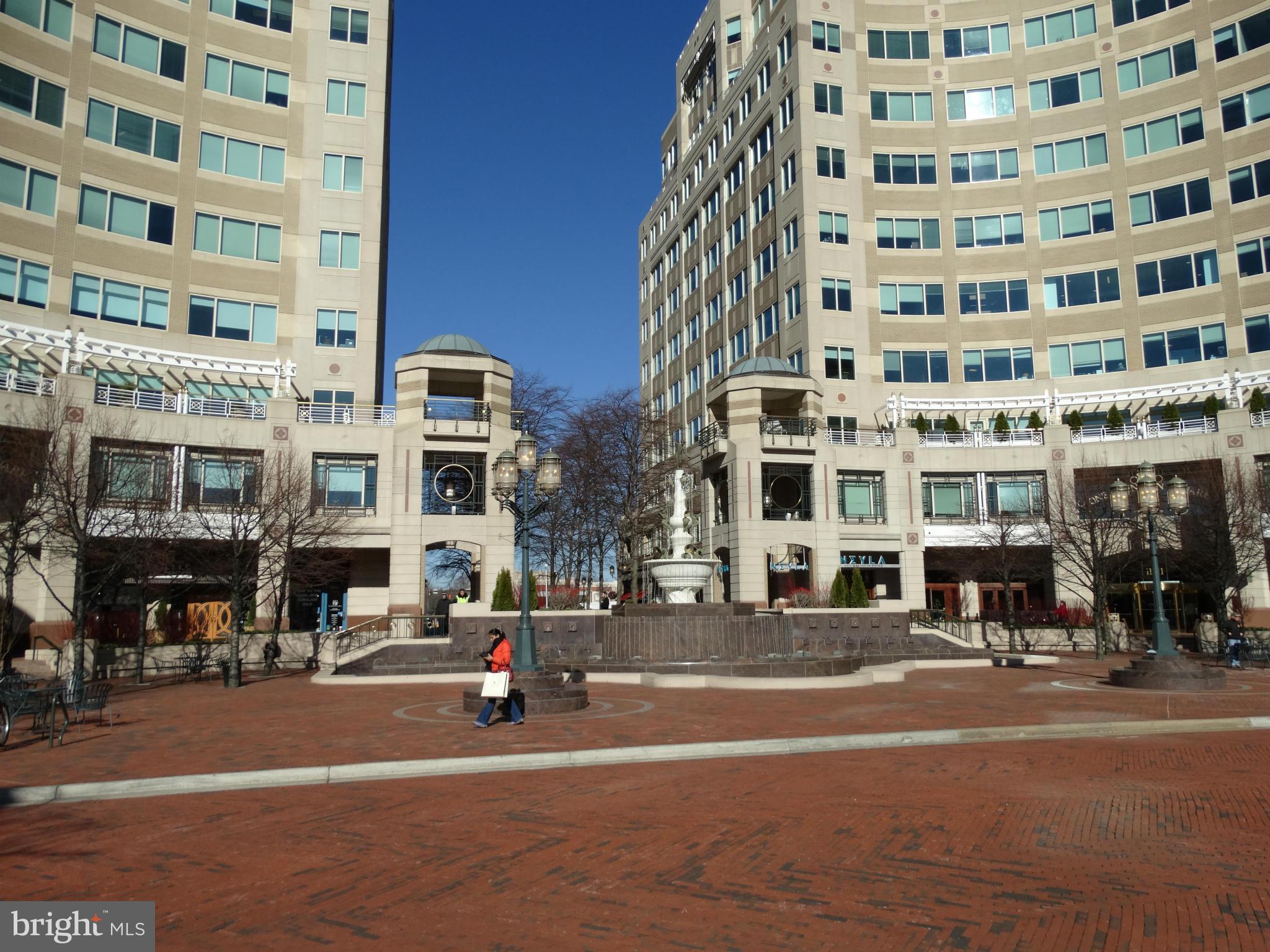 HARBOR POINT - Residential