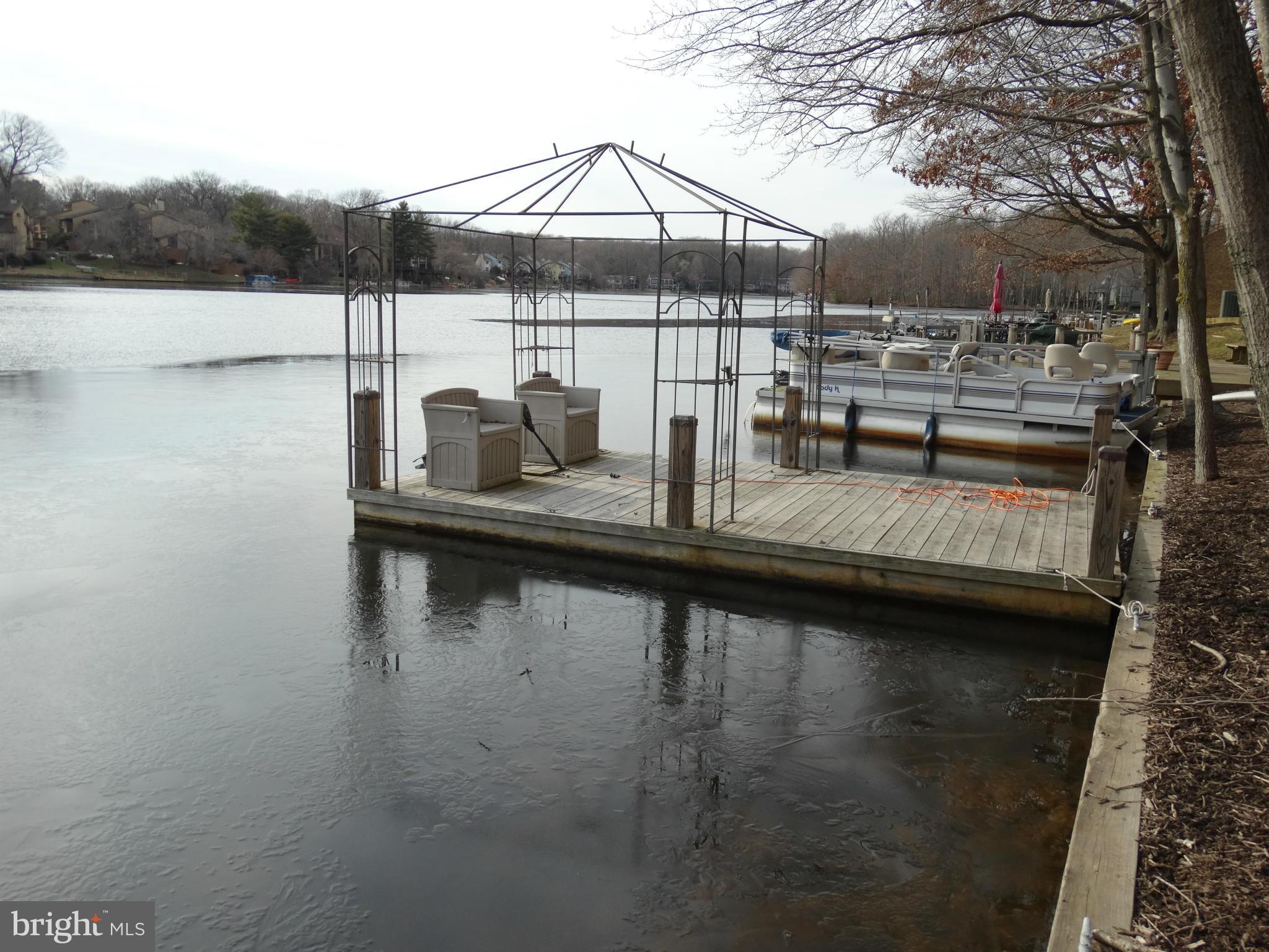 HARBOR POINT - Residential