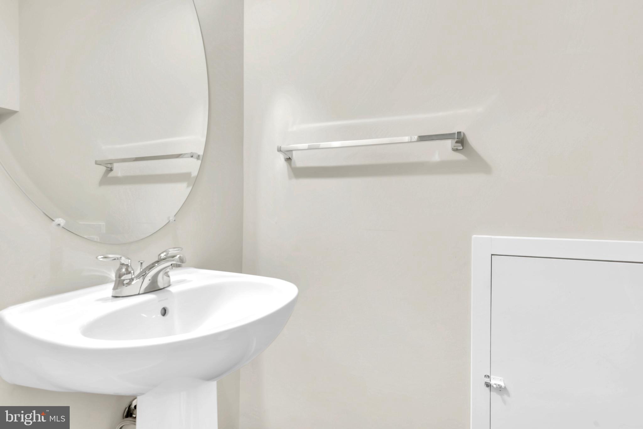 VILLAGE GREENS - Residential Lease