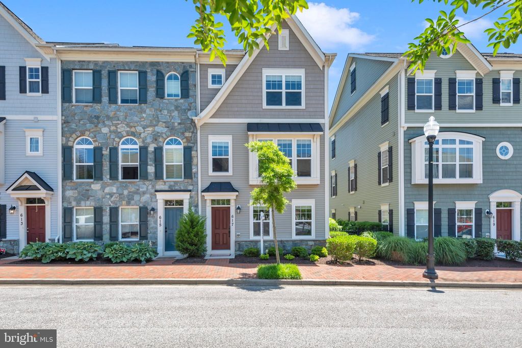 Photo of 617 S Cherry Grove Avenue, ANNAPOLIS, MD 21401 (MLS # MDAA2130262)
