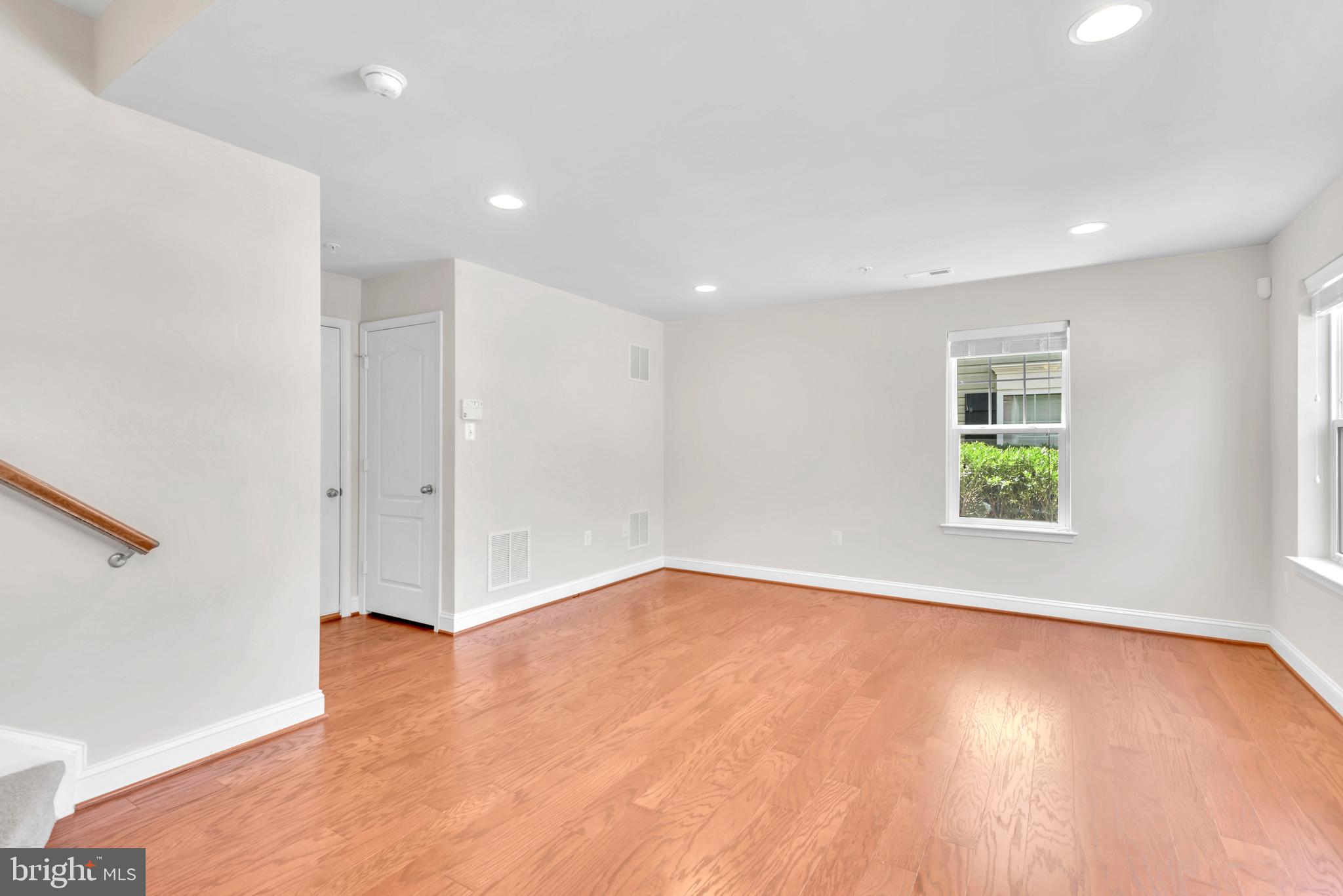 VILLAGE GREENS - Residential Lease