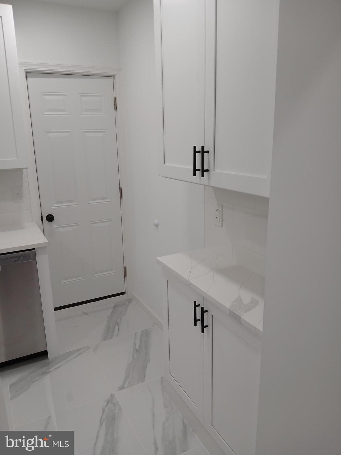 STRAWBERRY MANSION - Residential