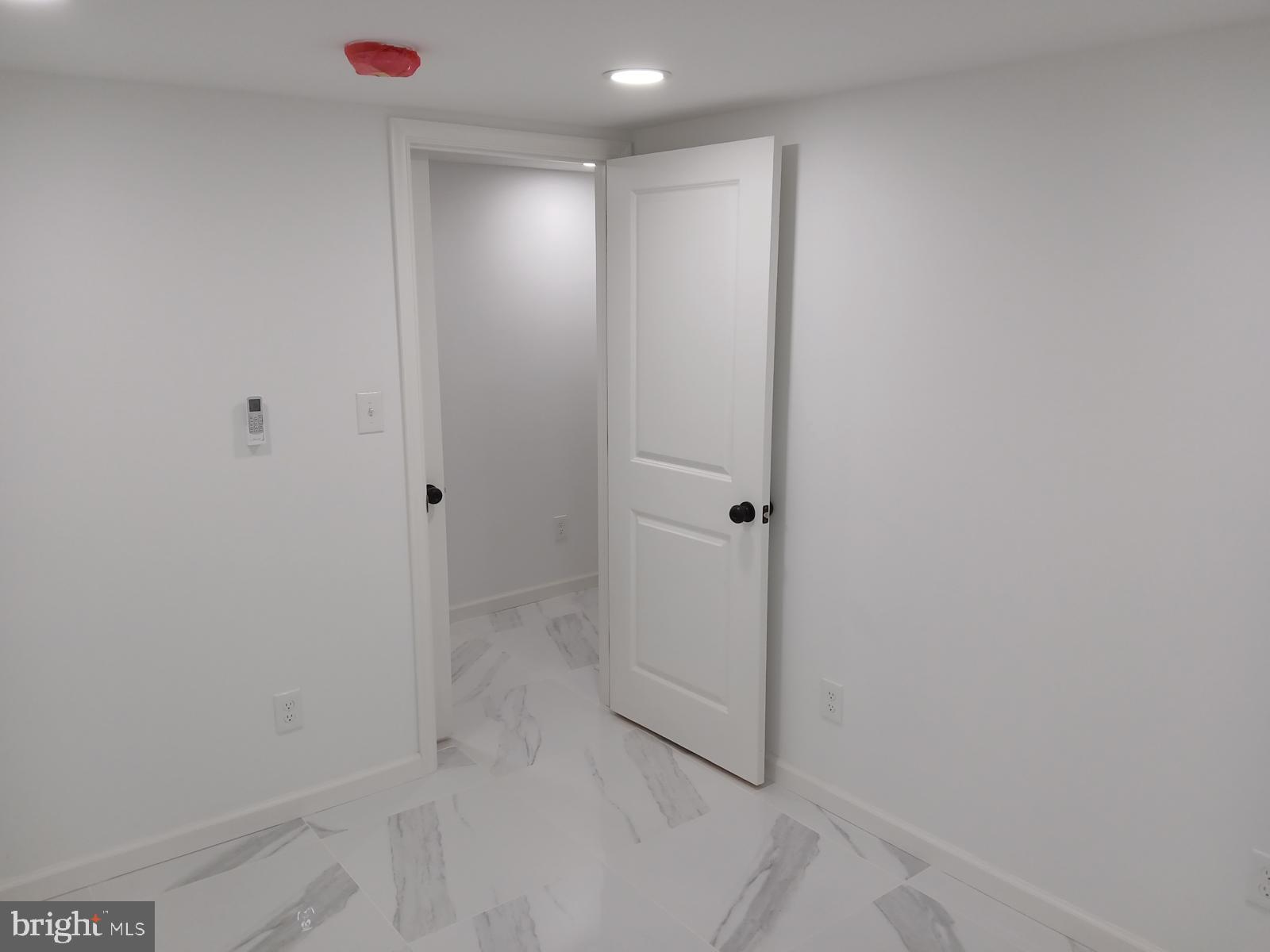 STRAWBERRY MANSION - Residential