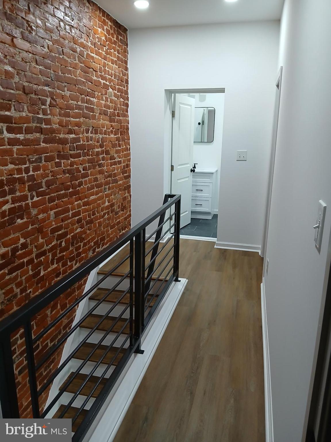 STRAWBERRY MANSION - Residential