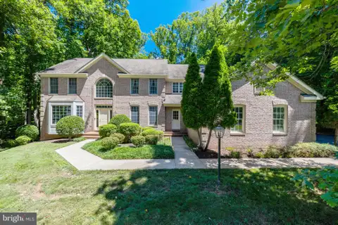 10560 Fox Forest Drive, Great Falls, VA 22066 - #: VAFX2322916