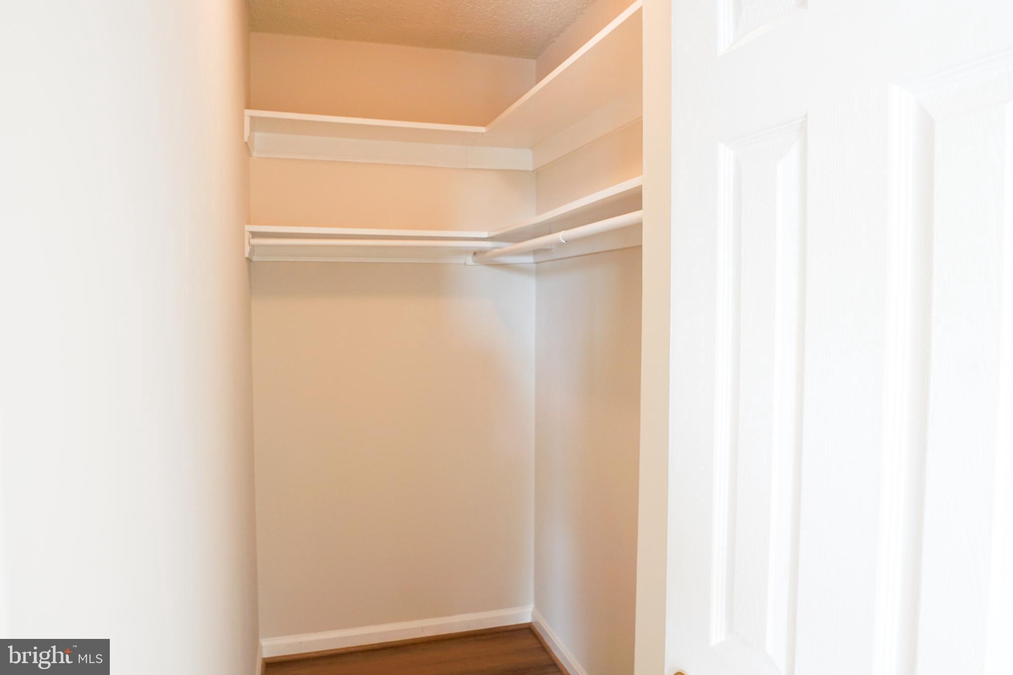 IDYLWOOD TOWERS CONDO - Residential