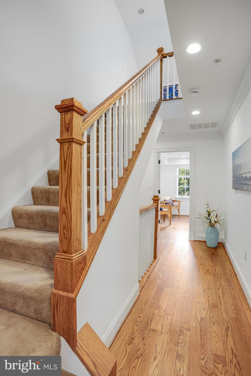 WOODSIDE - Residential