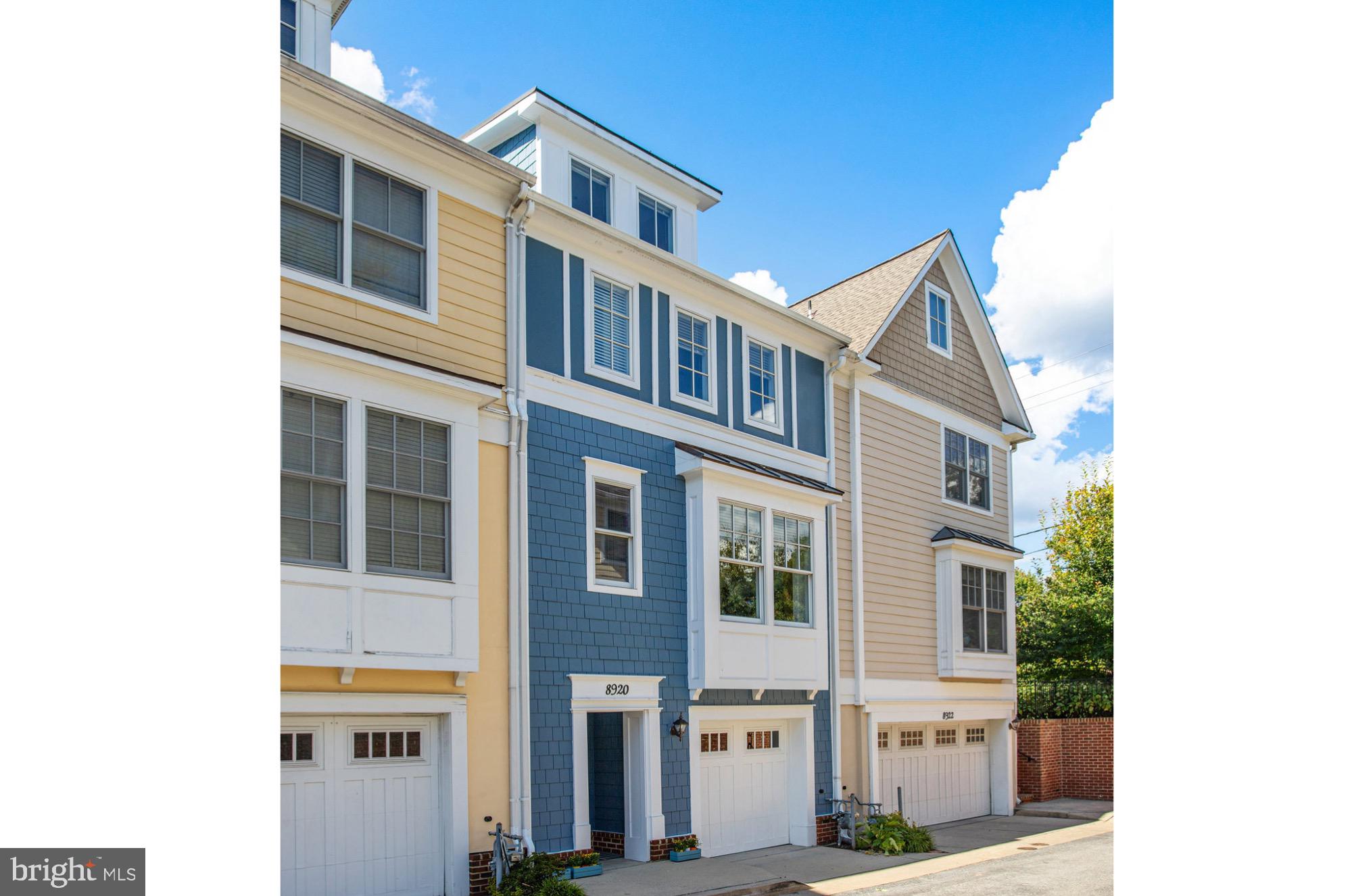 WOODSIDE - Residential