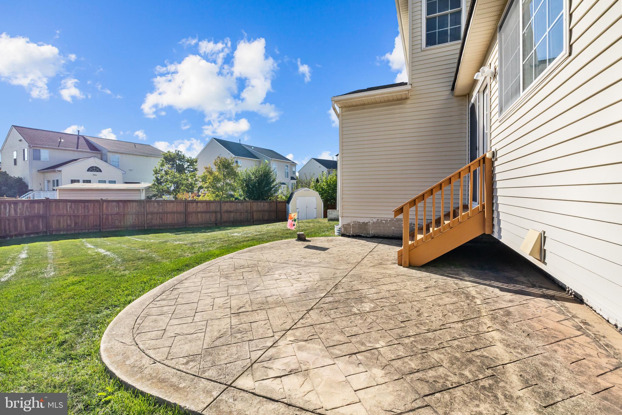 LANIER FARMS - Residential