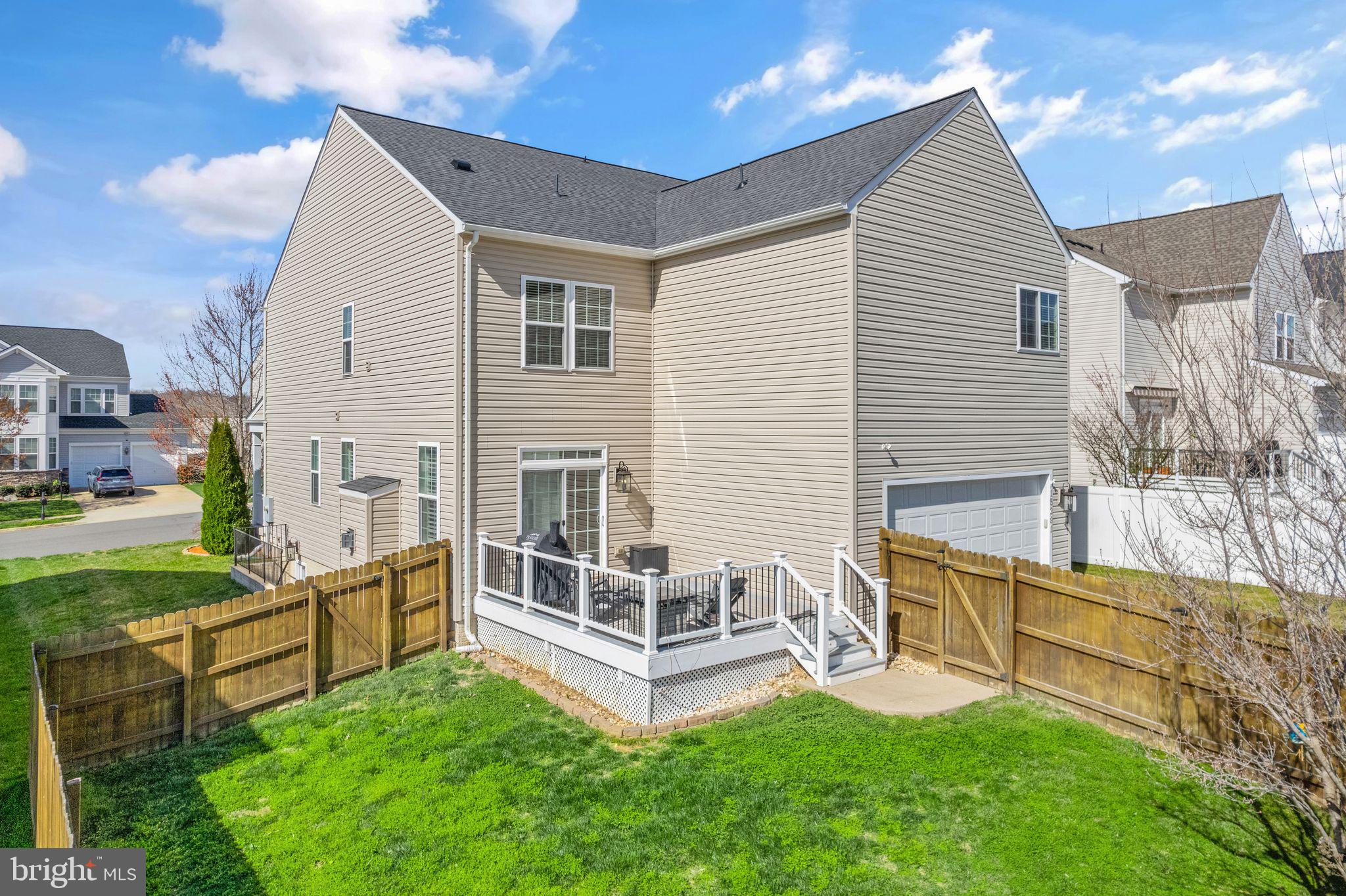 HOPE HILL CROSSING - Residential