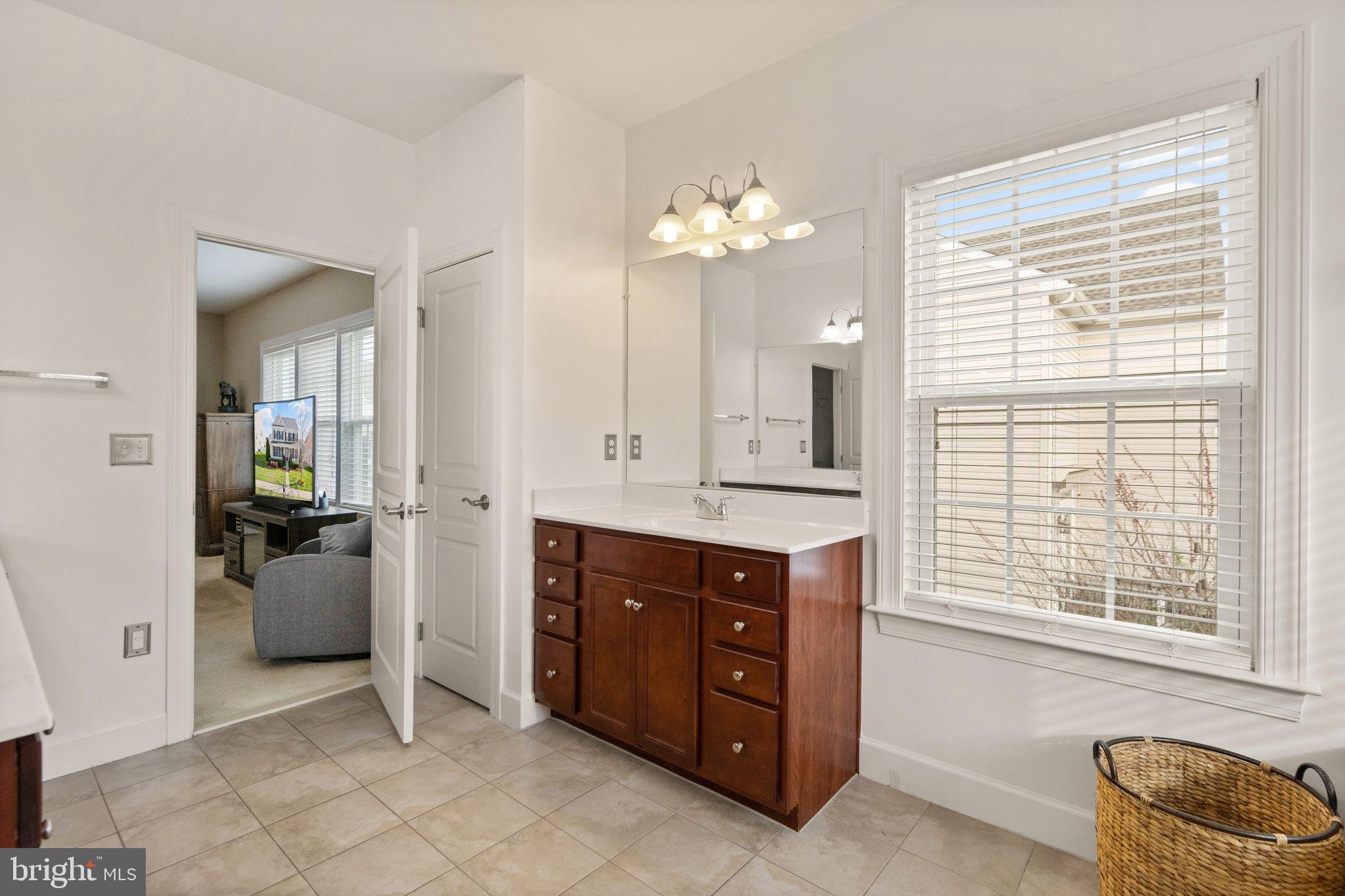 HOPE HILL CROSSING - Residential