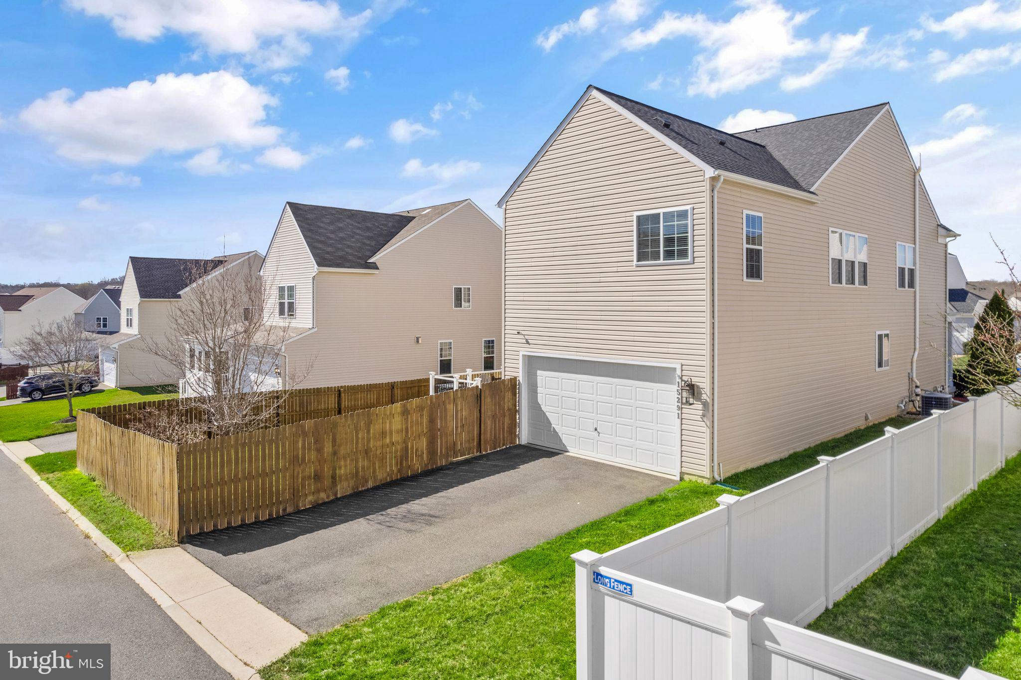 HOPE HILL CROSSING - Residential