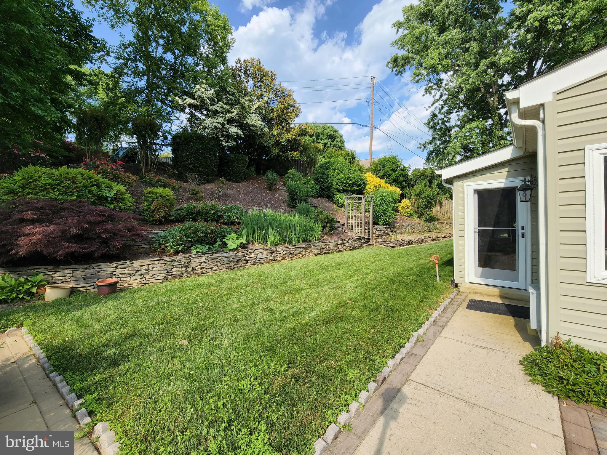 POINTER RIDGE - Residential