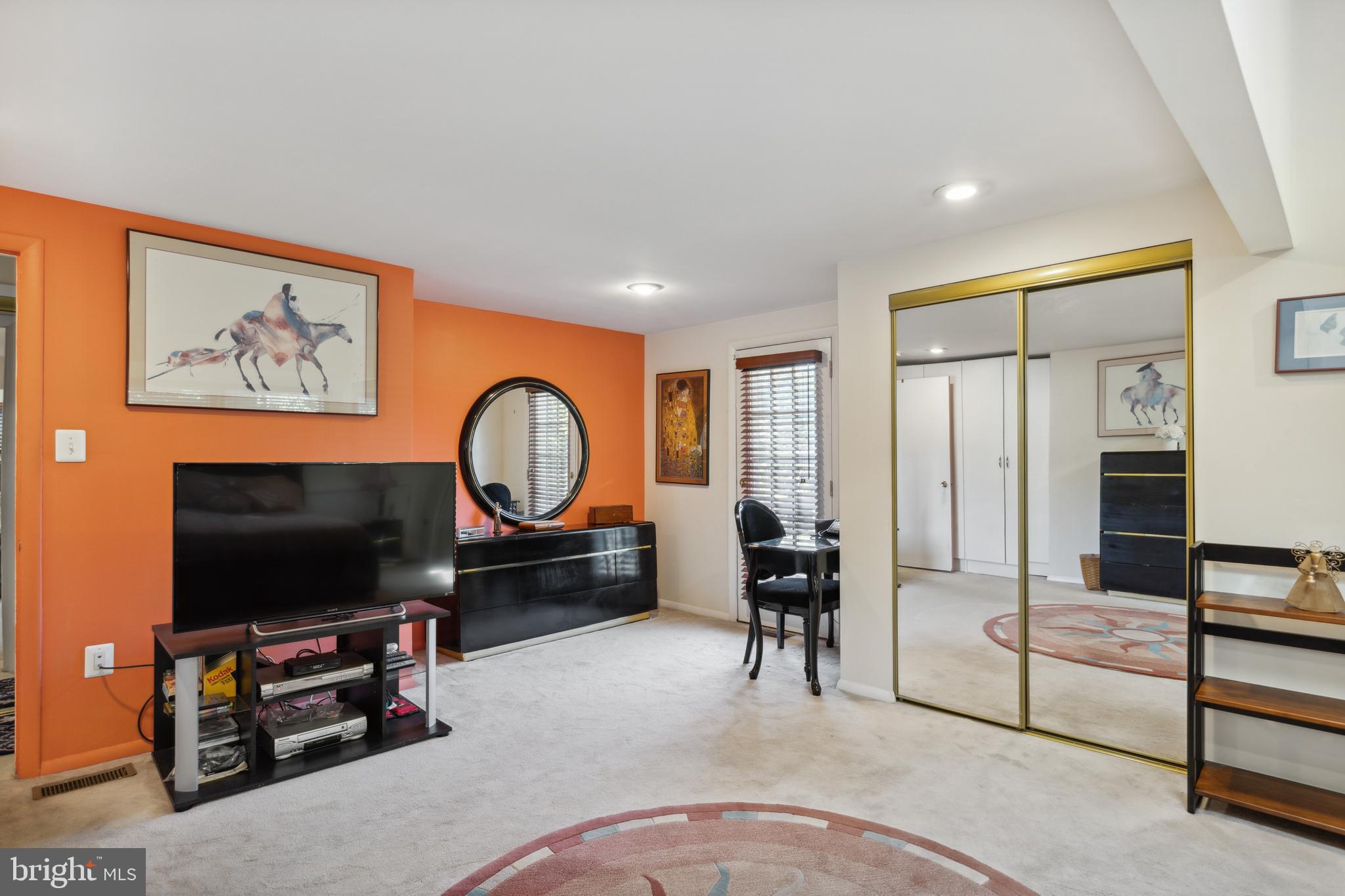 POINTER RIDGE - Residential