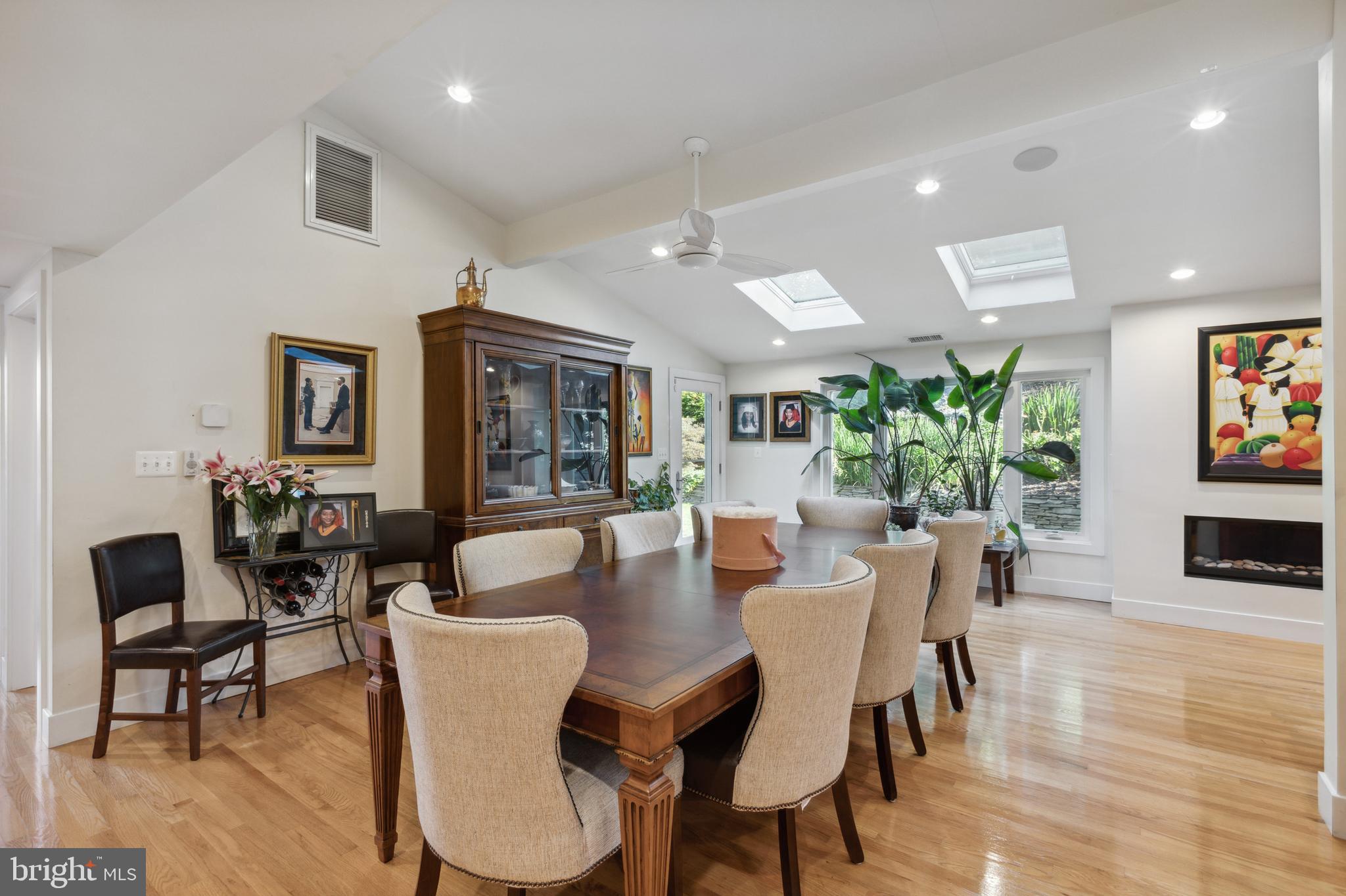 POINTER RIDGE - Residential