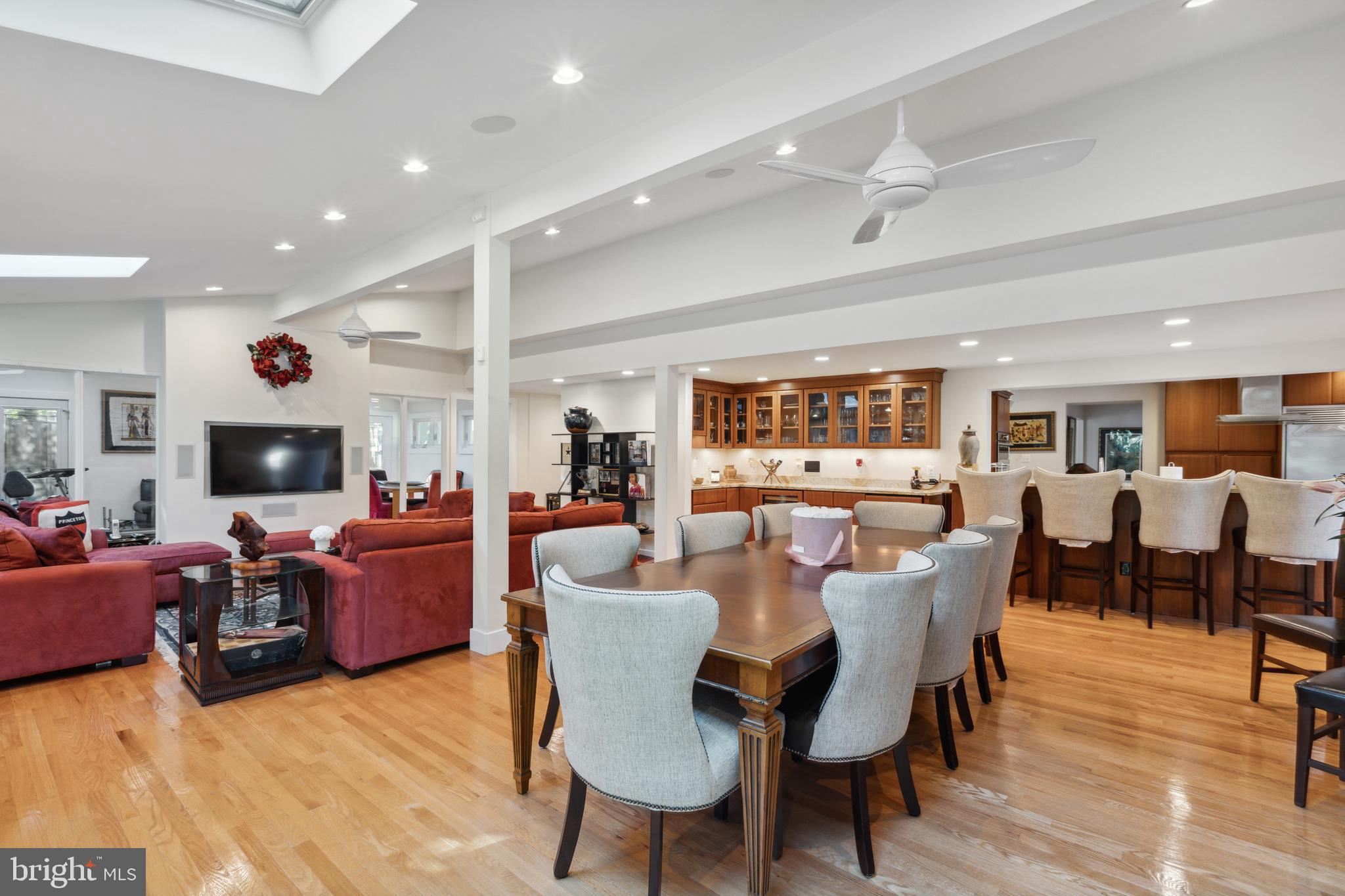 POINTER RIDGE - Residential