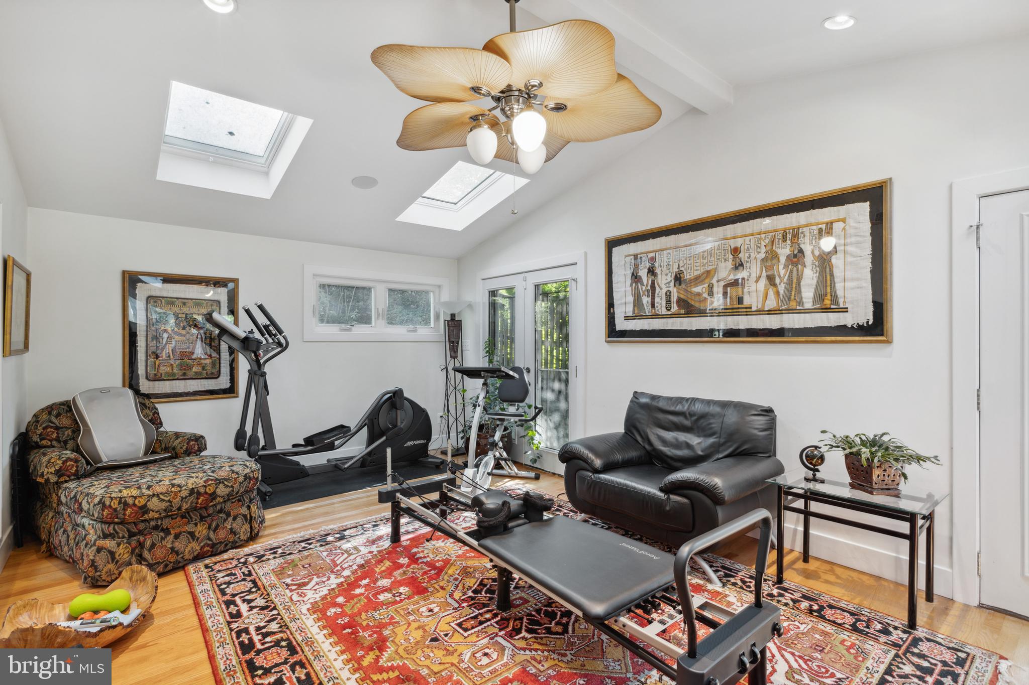 POINTER RIDGE - Residential