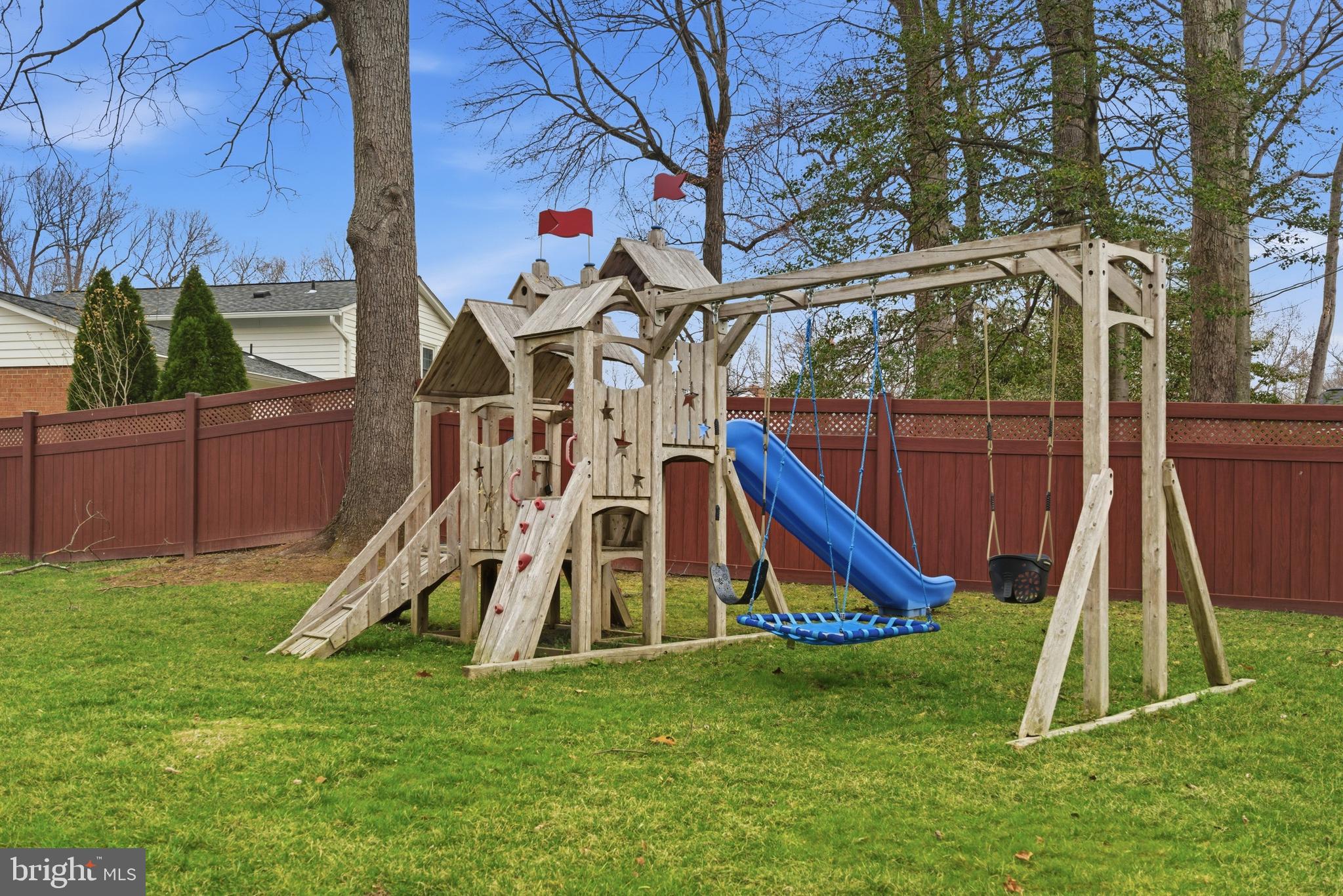 KINGS PARK WEST - Residential