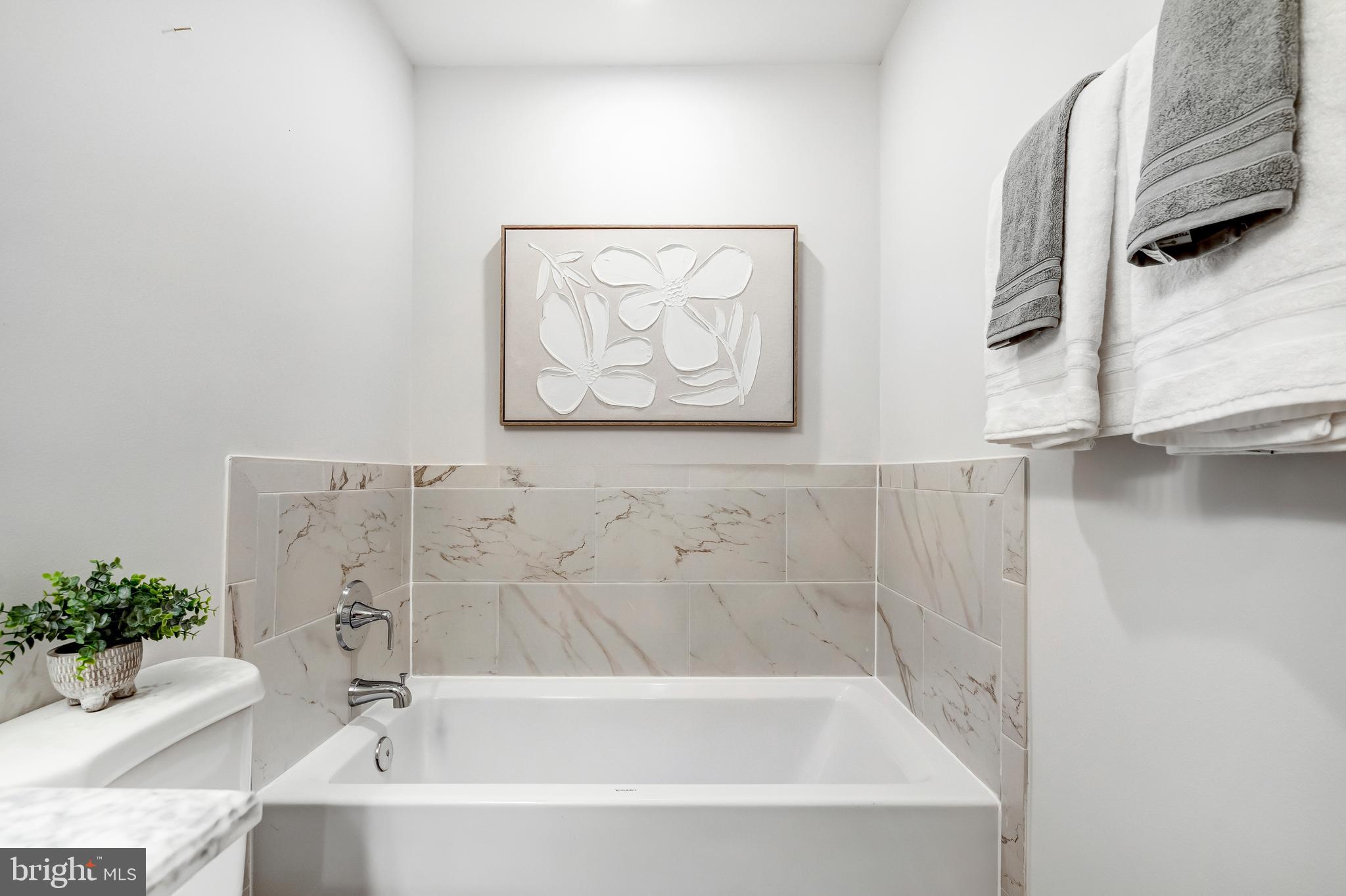 KINGS PARK WEST - Residential