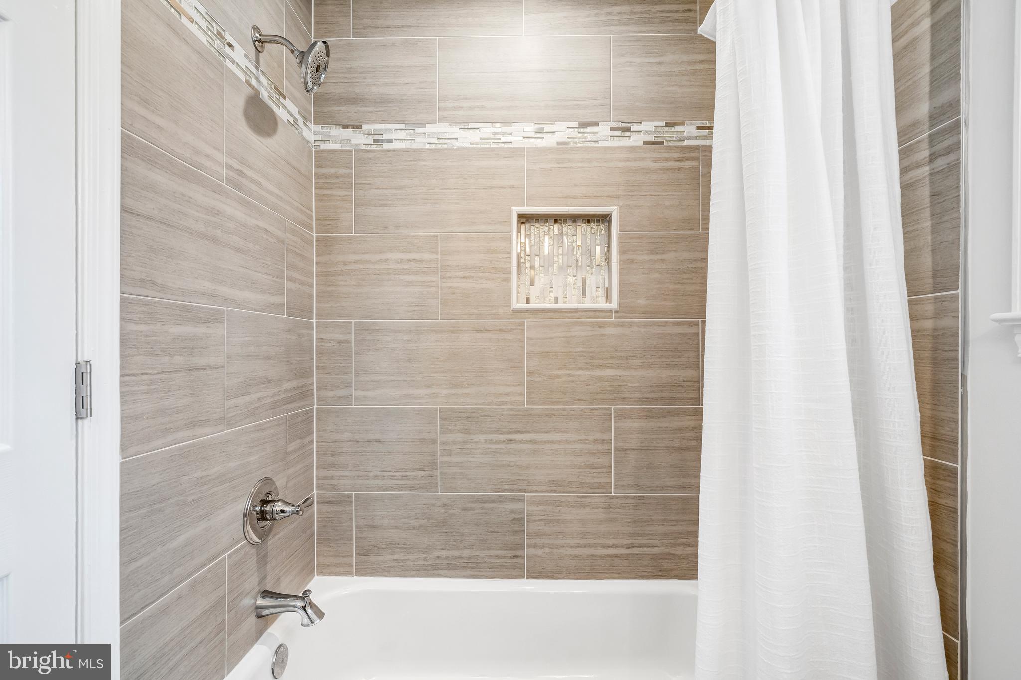 KINGS PARK WEST - Residential