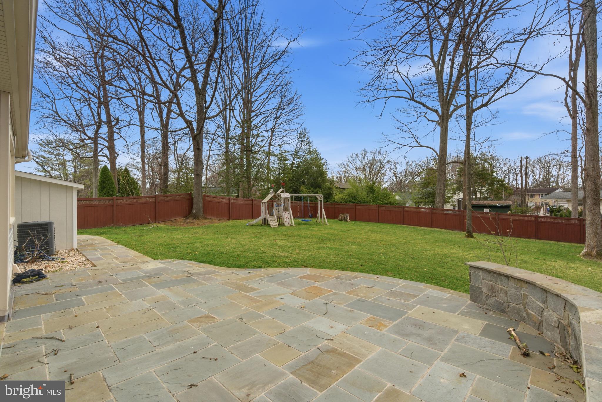 KINGS PARK WEST - Residential