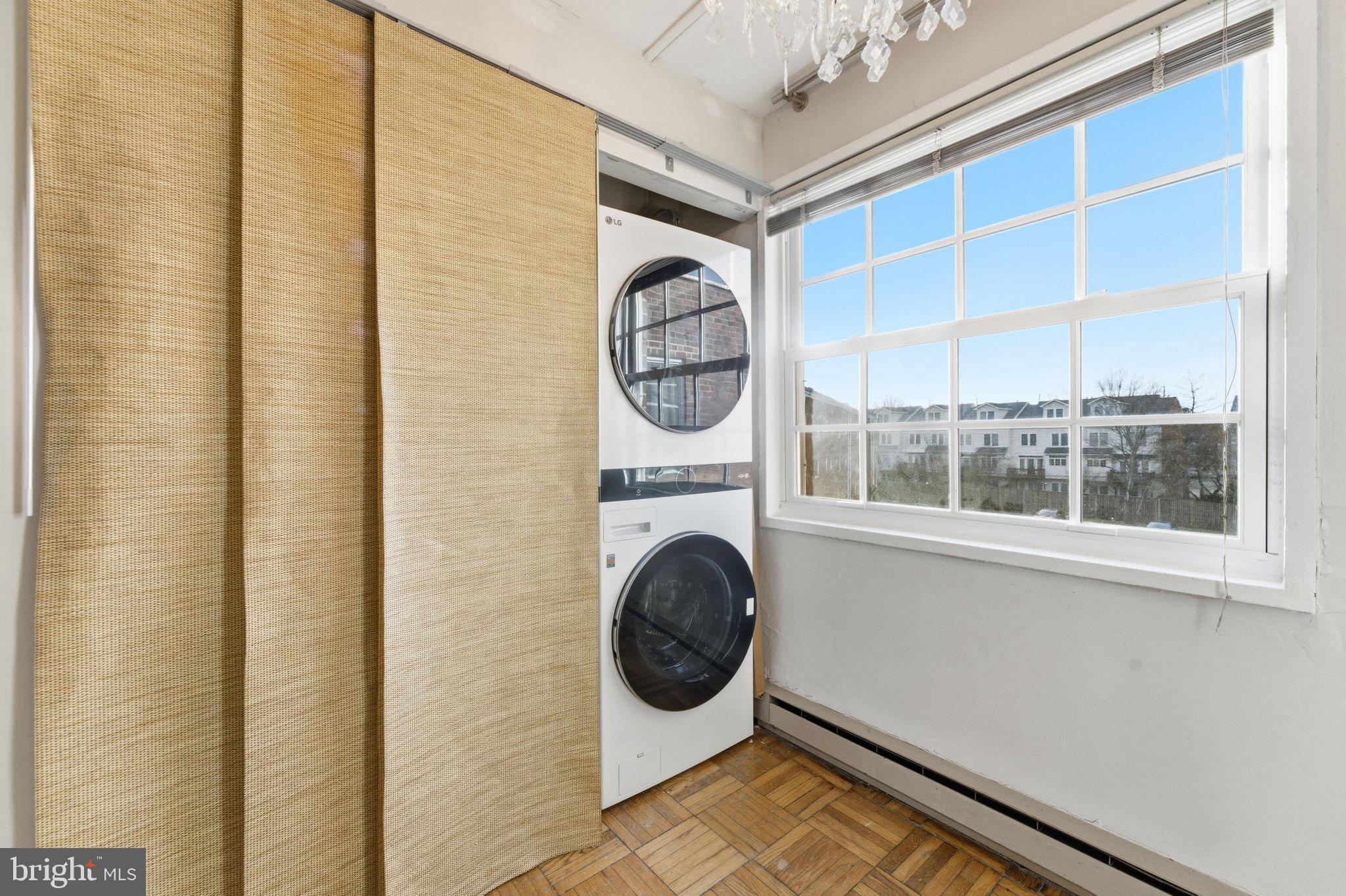 POTOWMACK CROSSING - Residential