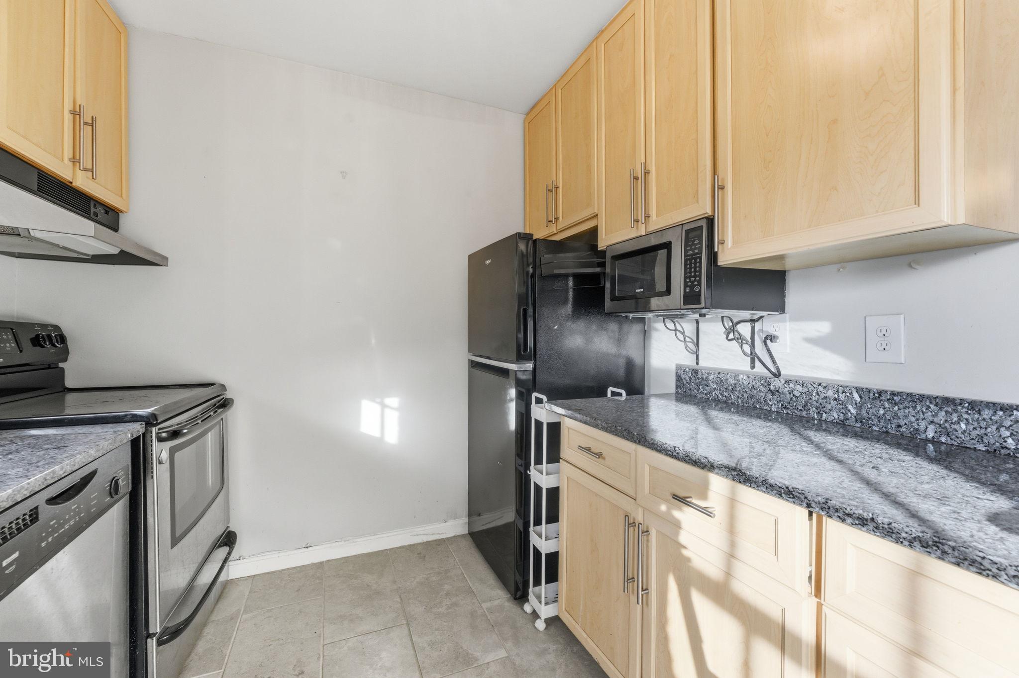 POTOWMACK CROSSING - Residential