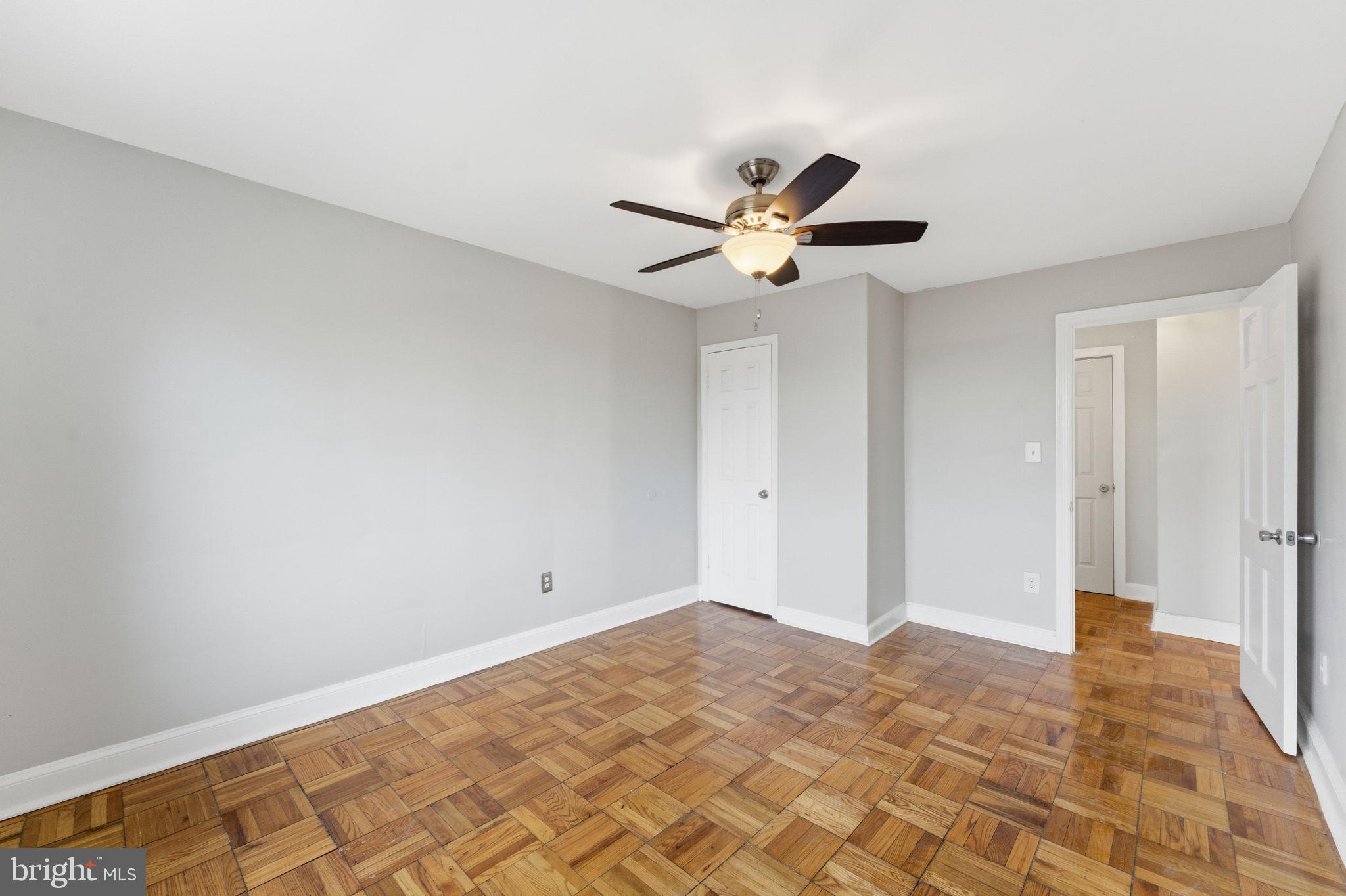 POTOWMACK CROSSING - Residential