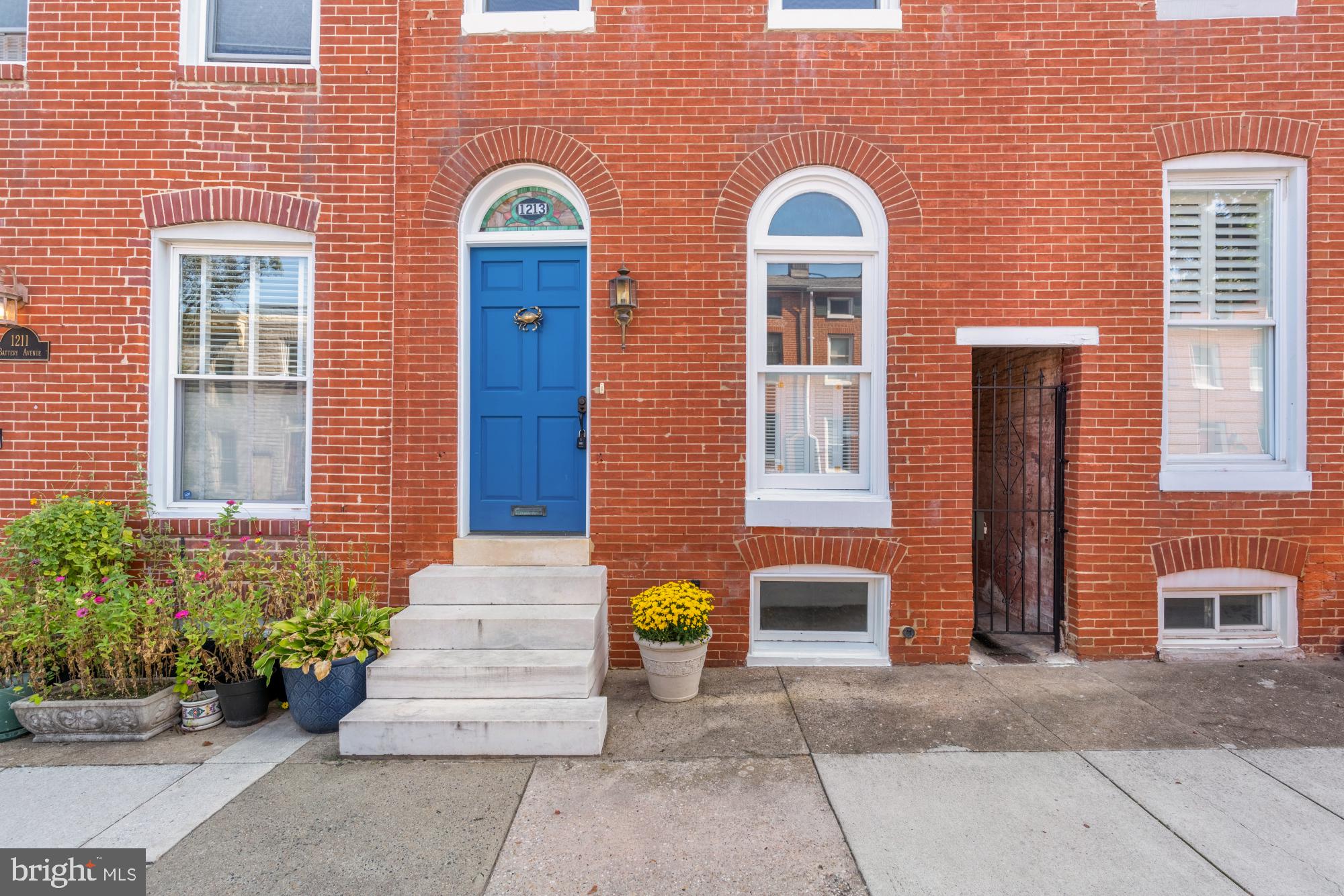 1213 BATTERY AVENUE