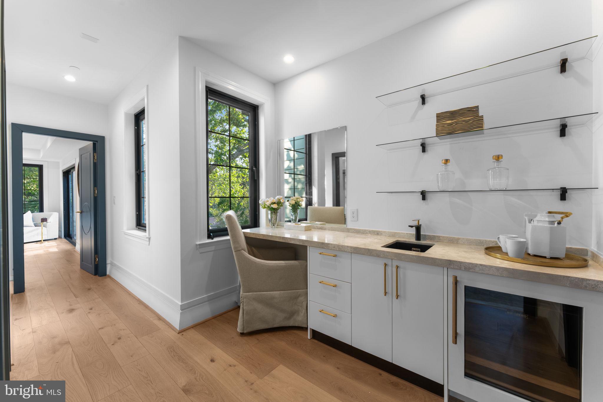 WAKEFIELD - Residential