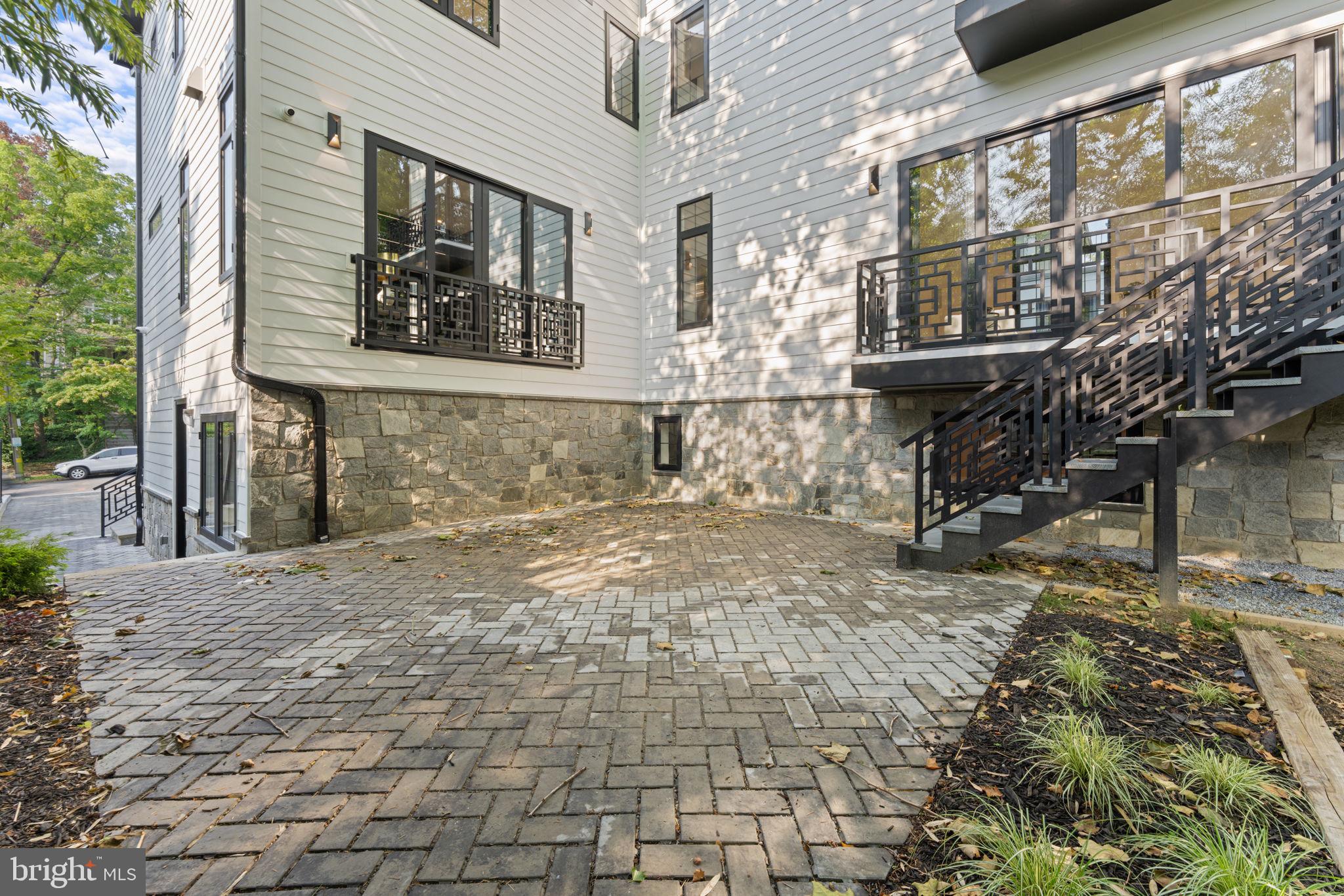 WAKEFIELD - Residential