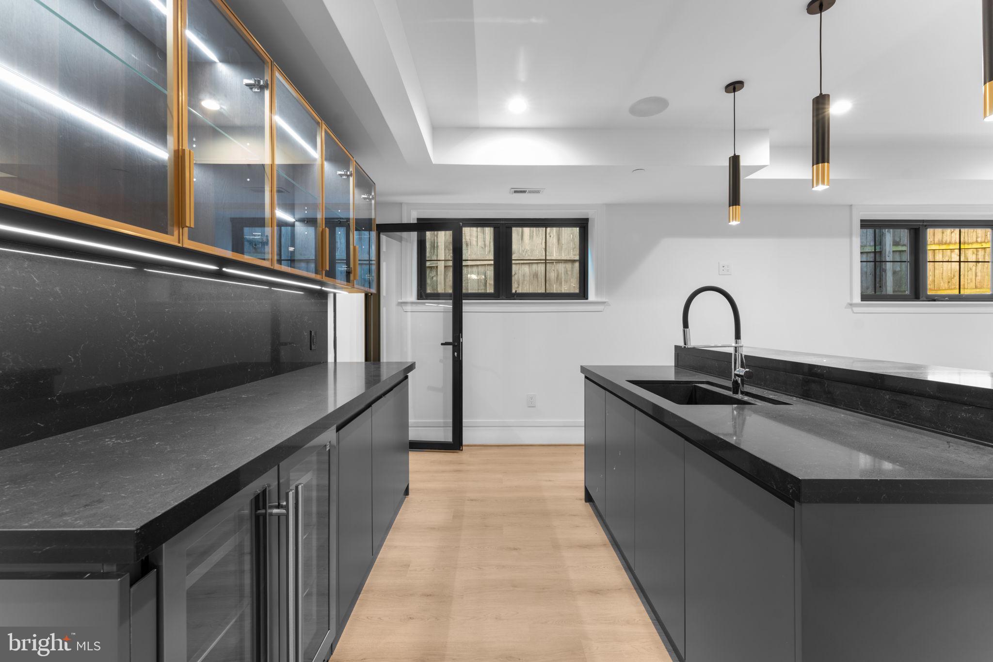 WAKEFIELD - Residential