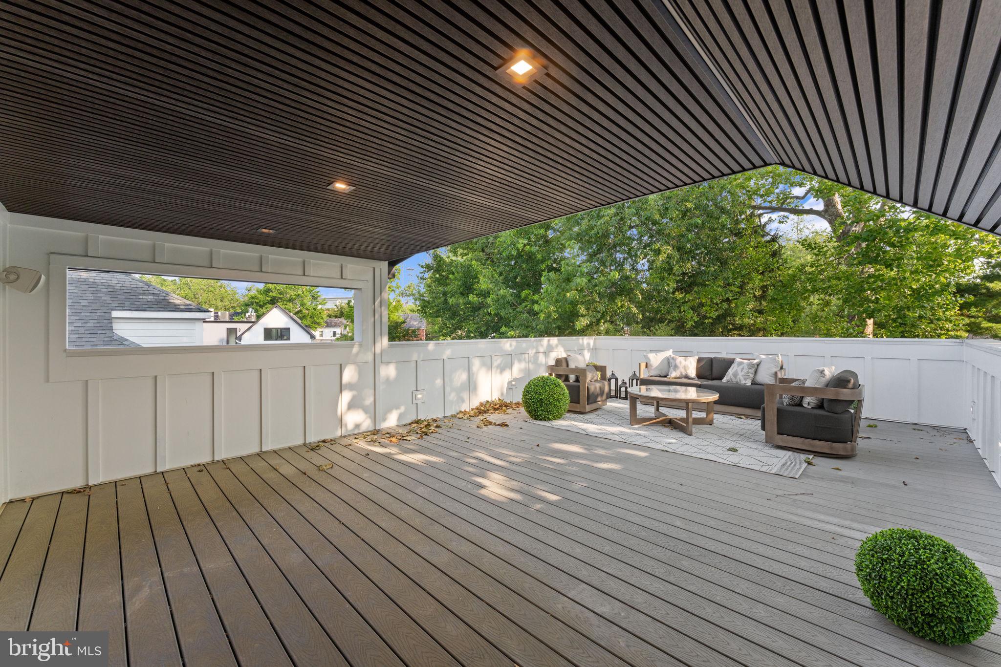 WAKEFIELD - Residential