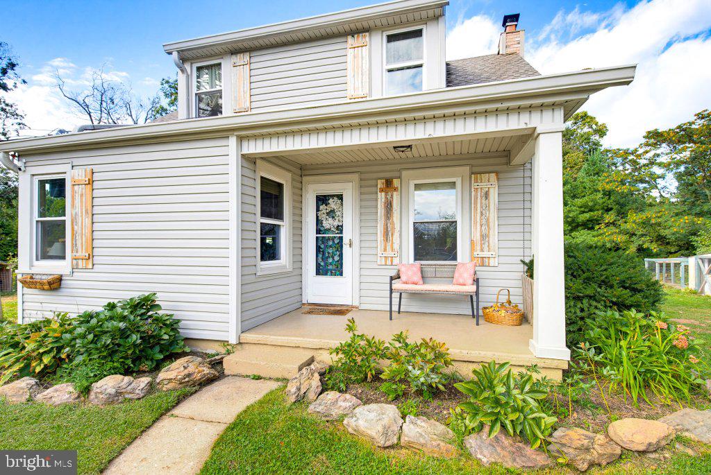 801 OLD COMMONS ROAD