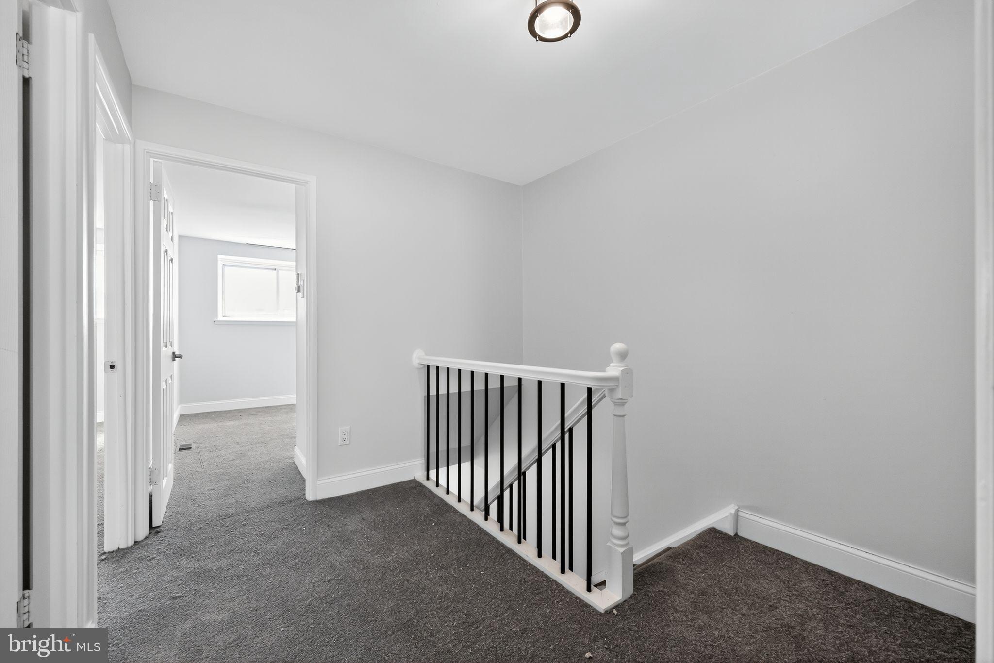 YORKTOWN - Residential