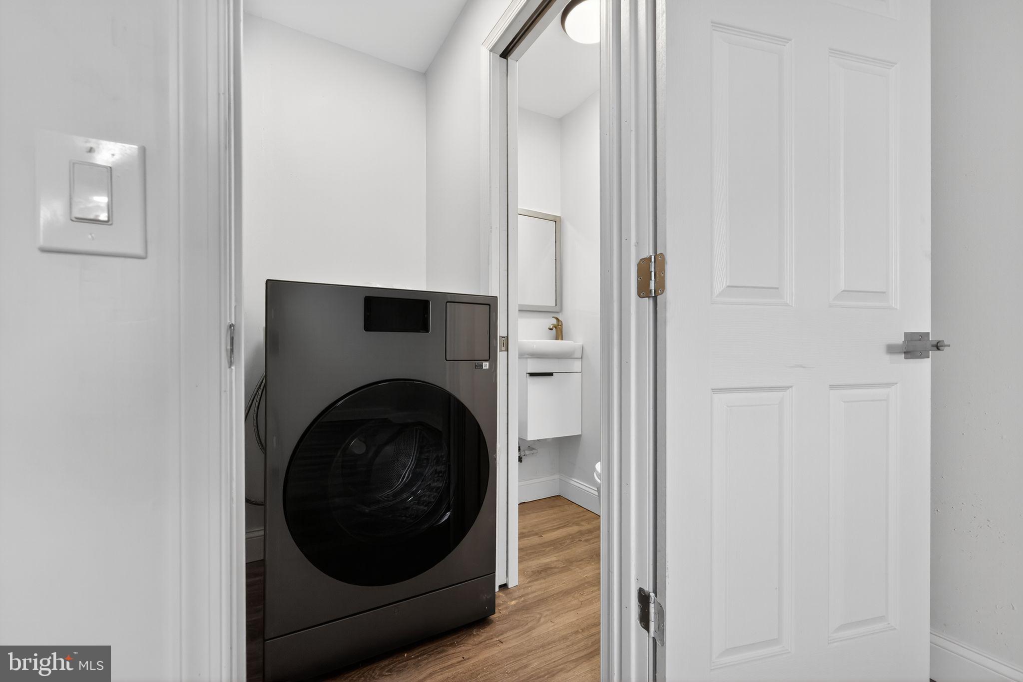 YORKTOWN - Residential