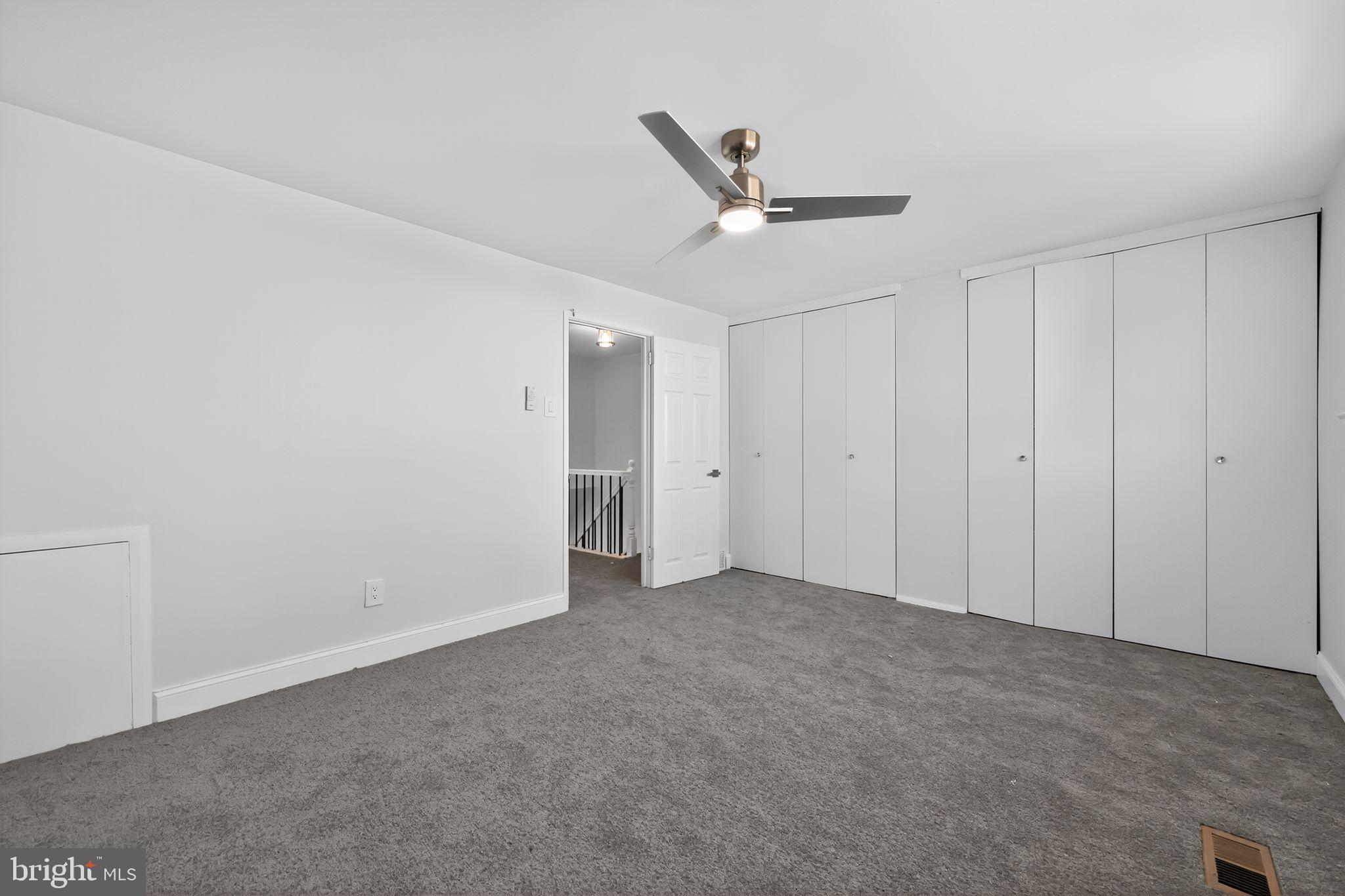 YORKTOWN - Residential