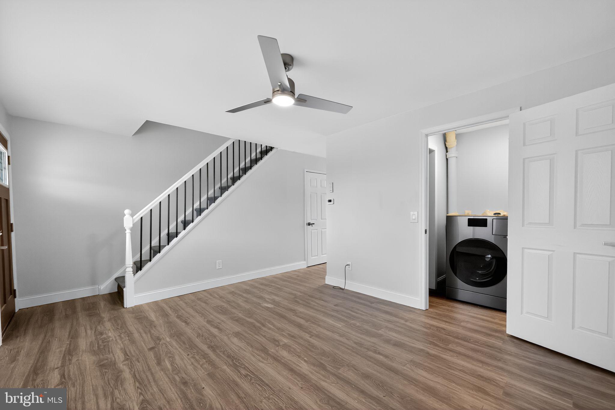 YORKTOWN - Residential