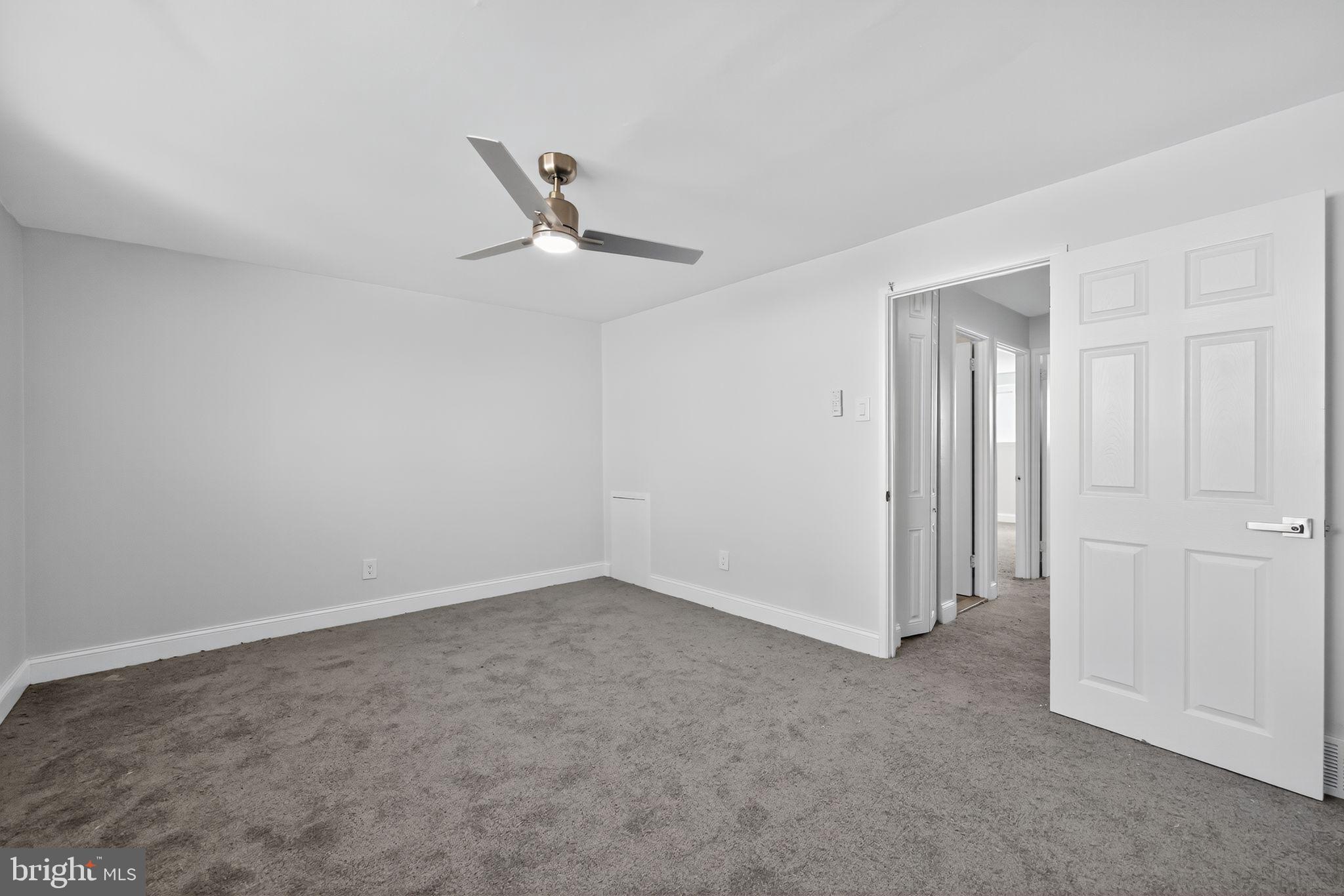 YORKTOWN - Residential