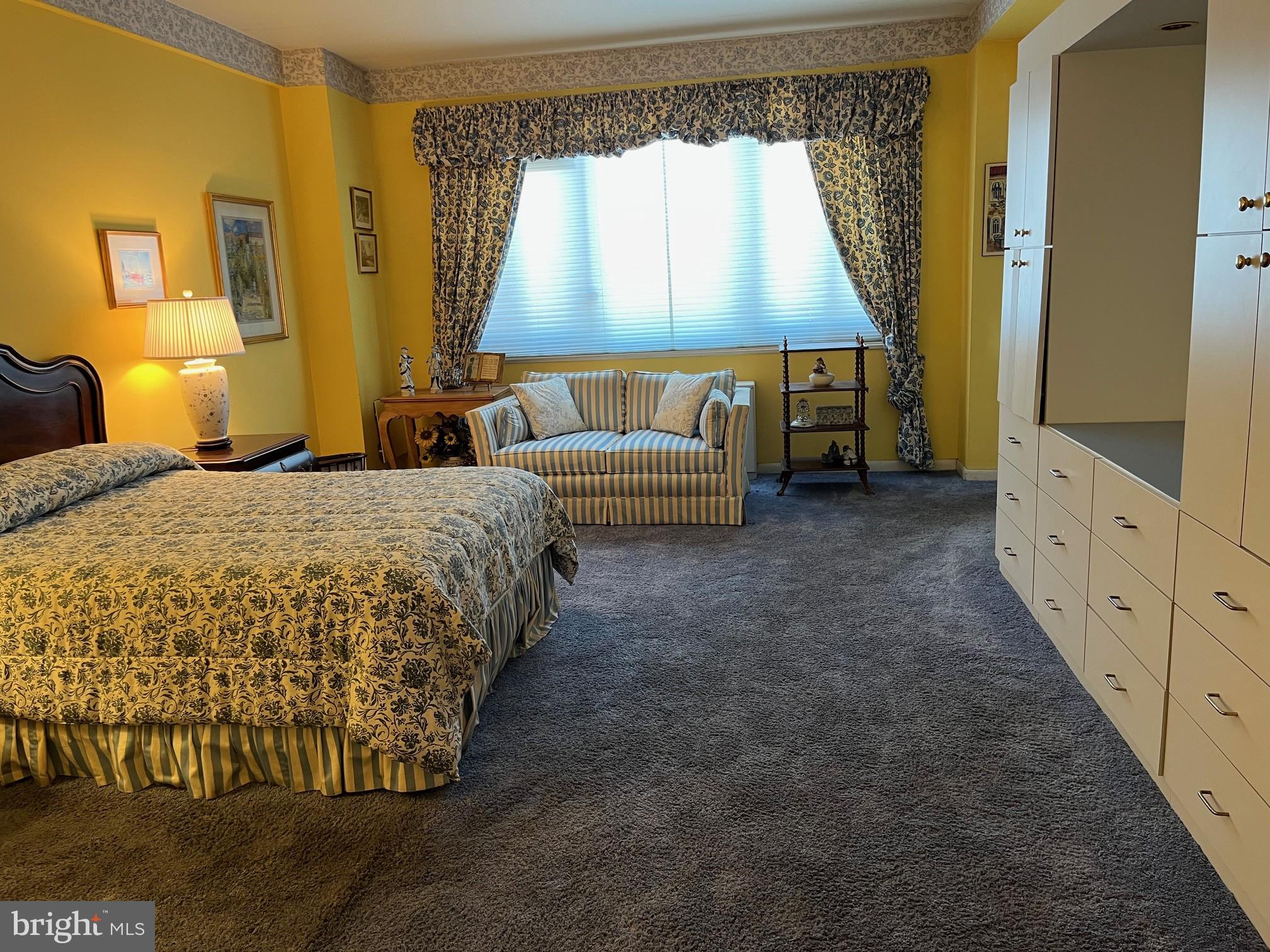 11 SLADE AVENUE 603