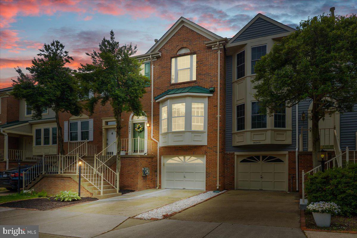 WINDING RIDGE - Residential