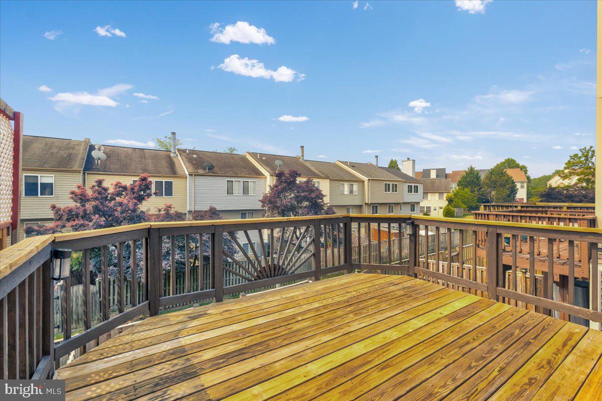 WINDING RIDGE - Residential