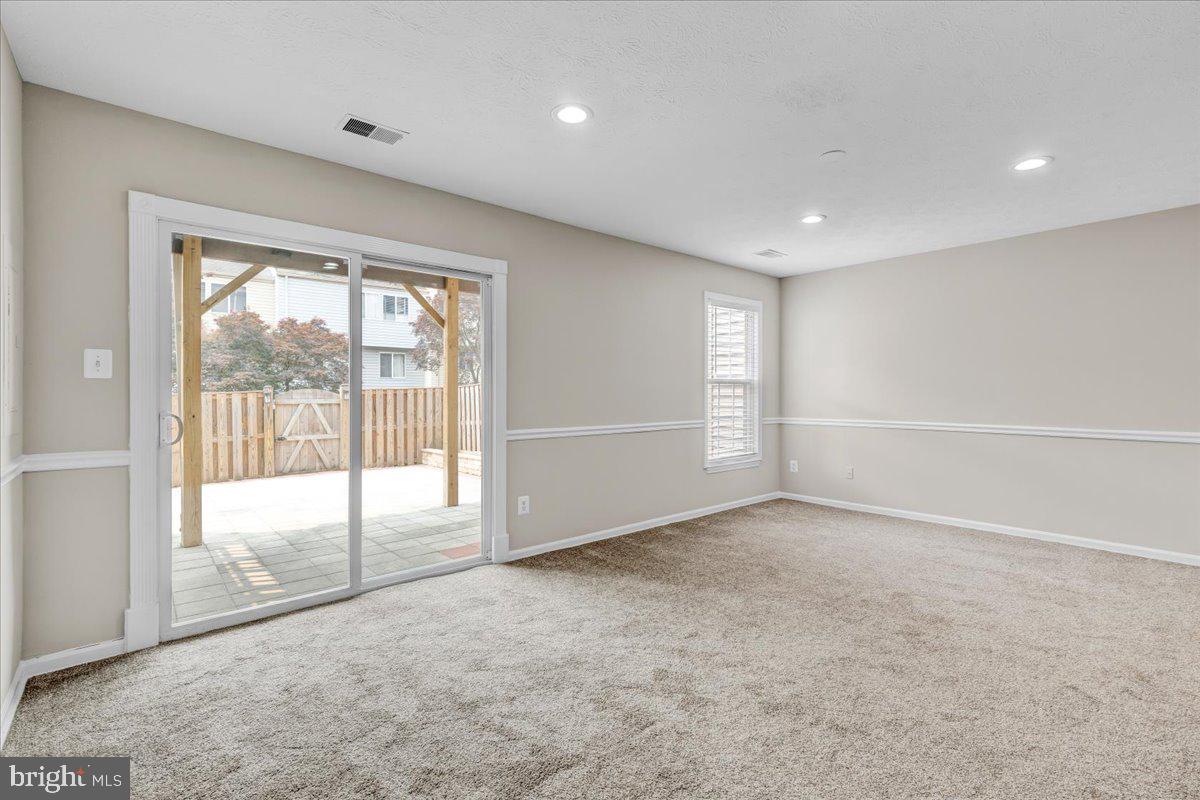 WINDING RIDGE - Residential