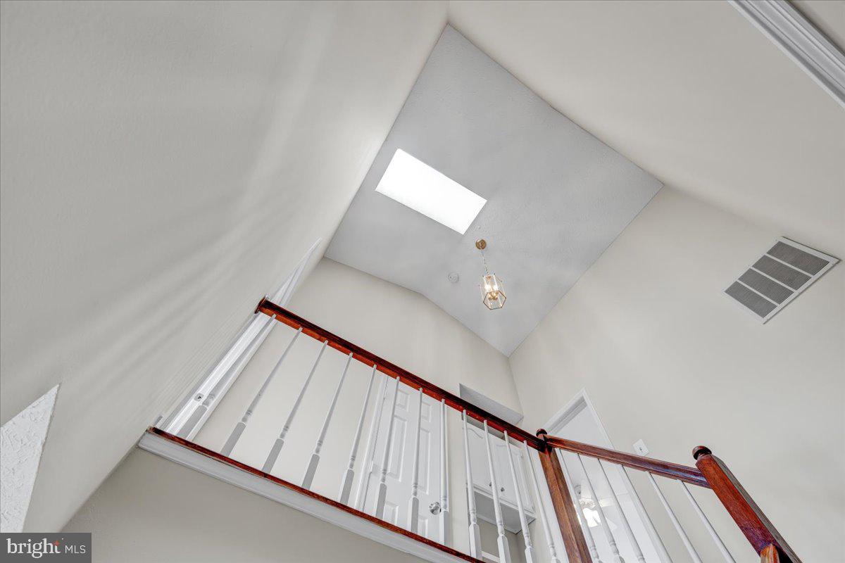 WINDING RIDGE - Residential