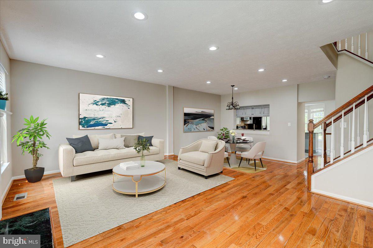 WINDING RIDGE - Residential