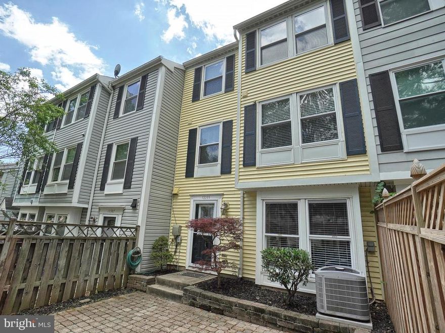 Amazing townhome available for rent, conveniently located in Germantown. Main level entry opens up to a spacious family room with gleaming hardwood floors and kitchen boasting granite counter tops and upgraded cabinetry. The luxurious touches do not end there. Head upstairs to the primary suite  and check out the custom walk in shower, gorgeous tile accents, and huge walk in closet.  This home has so much to offer inside and out. Enjoy your private patio area perfect for gatherings. No pets are allowed. Do not wait, schedule your private showing today!