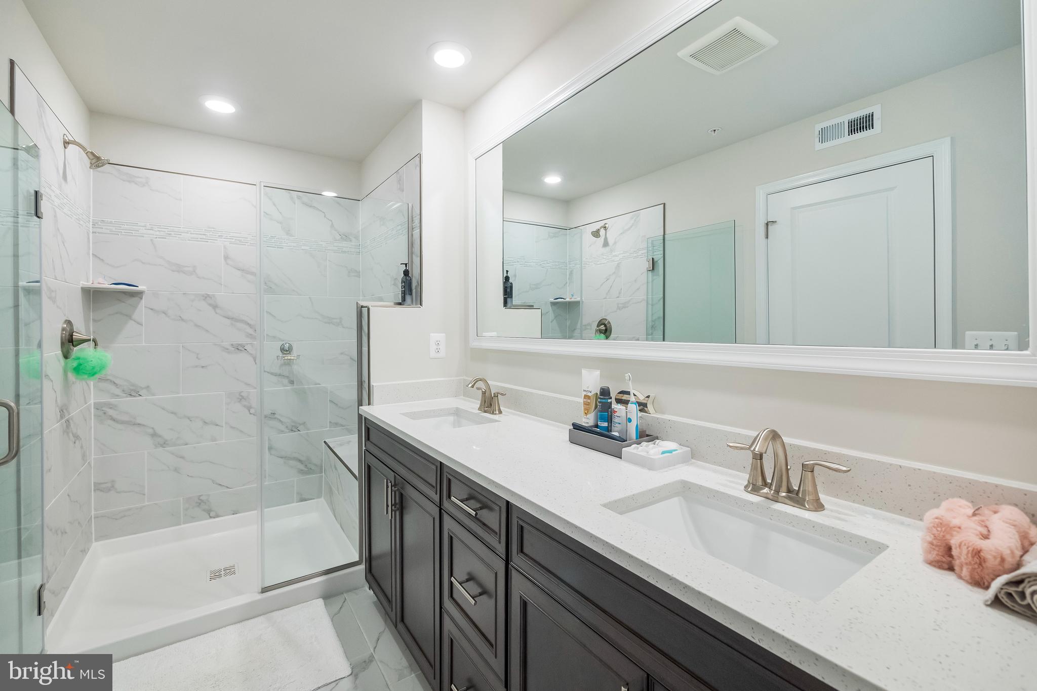 PARKSIDE - Residential