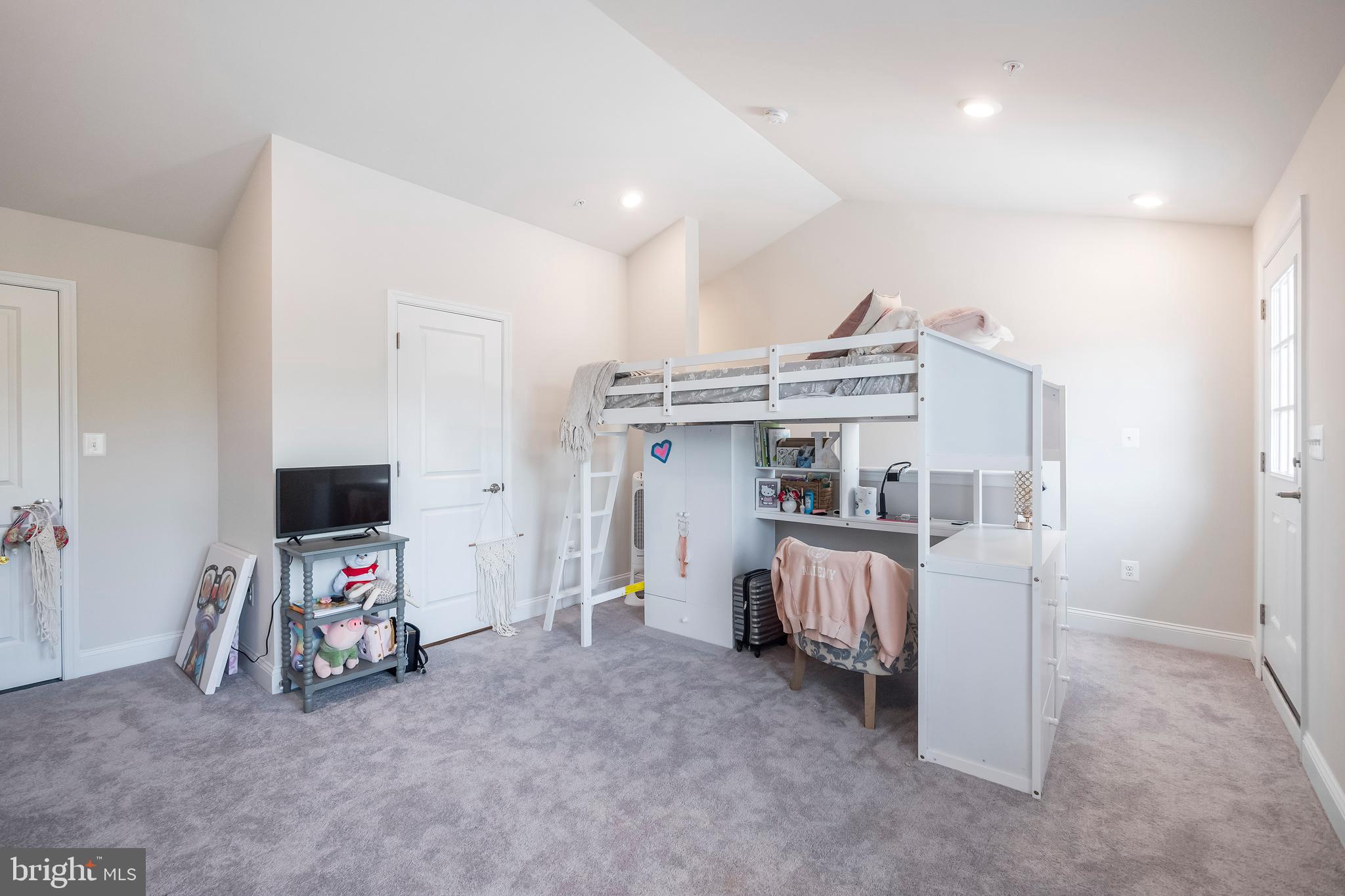 PARKSIDE - Residential