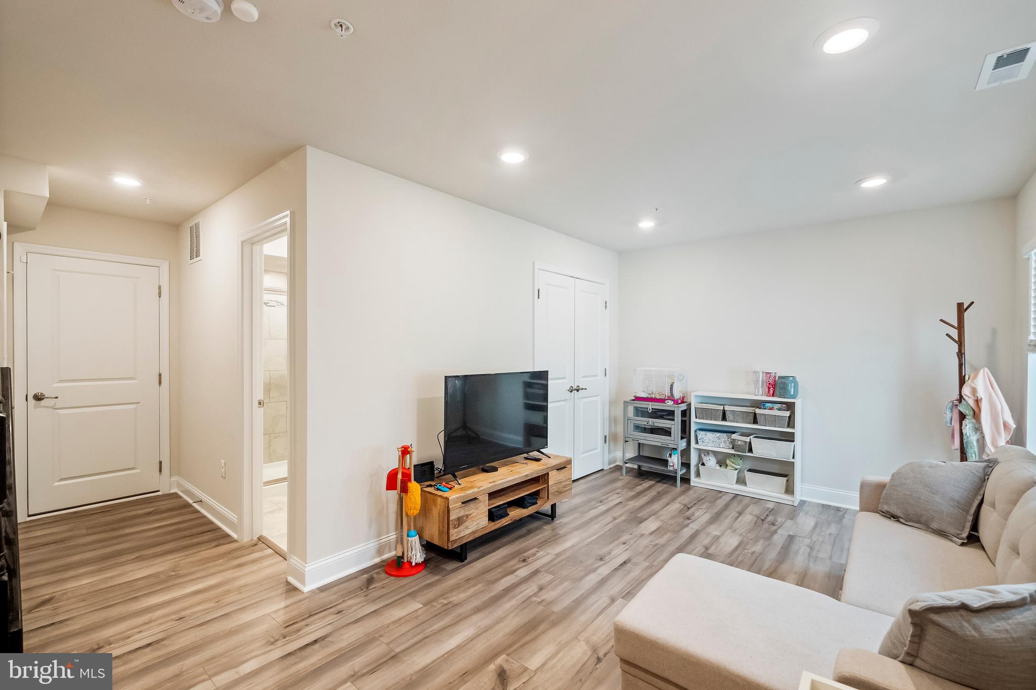 PARKSIDE - Residential